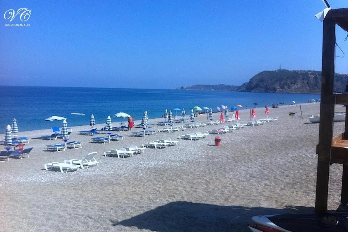 Beach in SUNSET LOFT