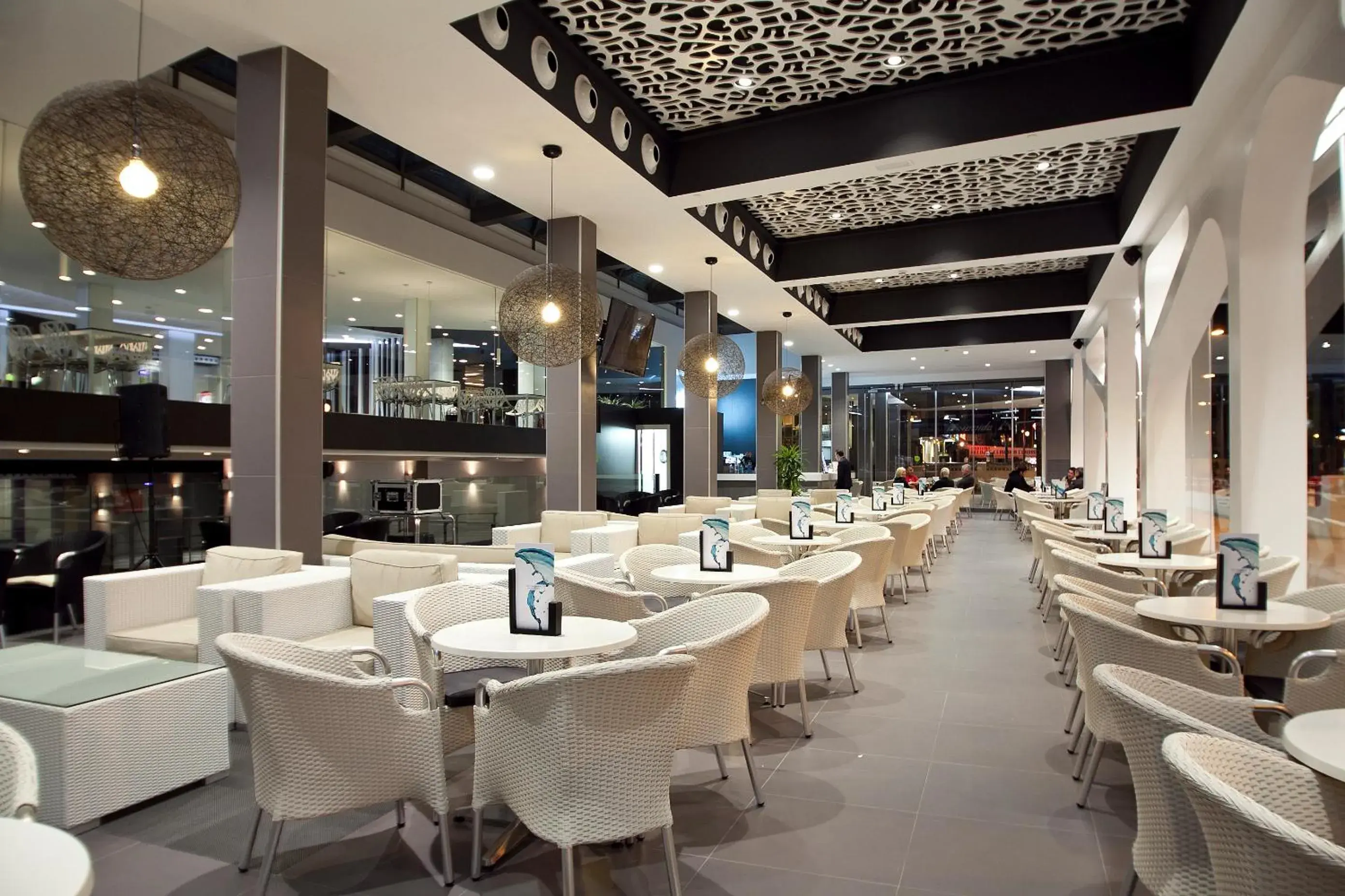 Lounge or bar in Flash Hotel Benidorm - Recommended Adults Only 4 Sup Lounge or bar in Flash Hotel Benidorm - Recommended Adults Only 4 Sup