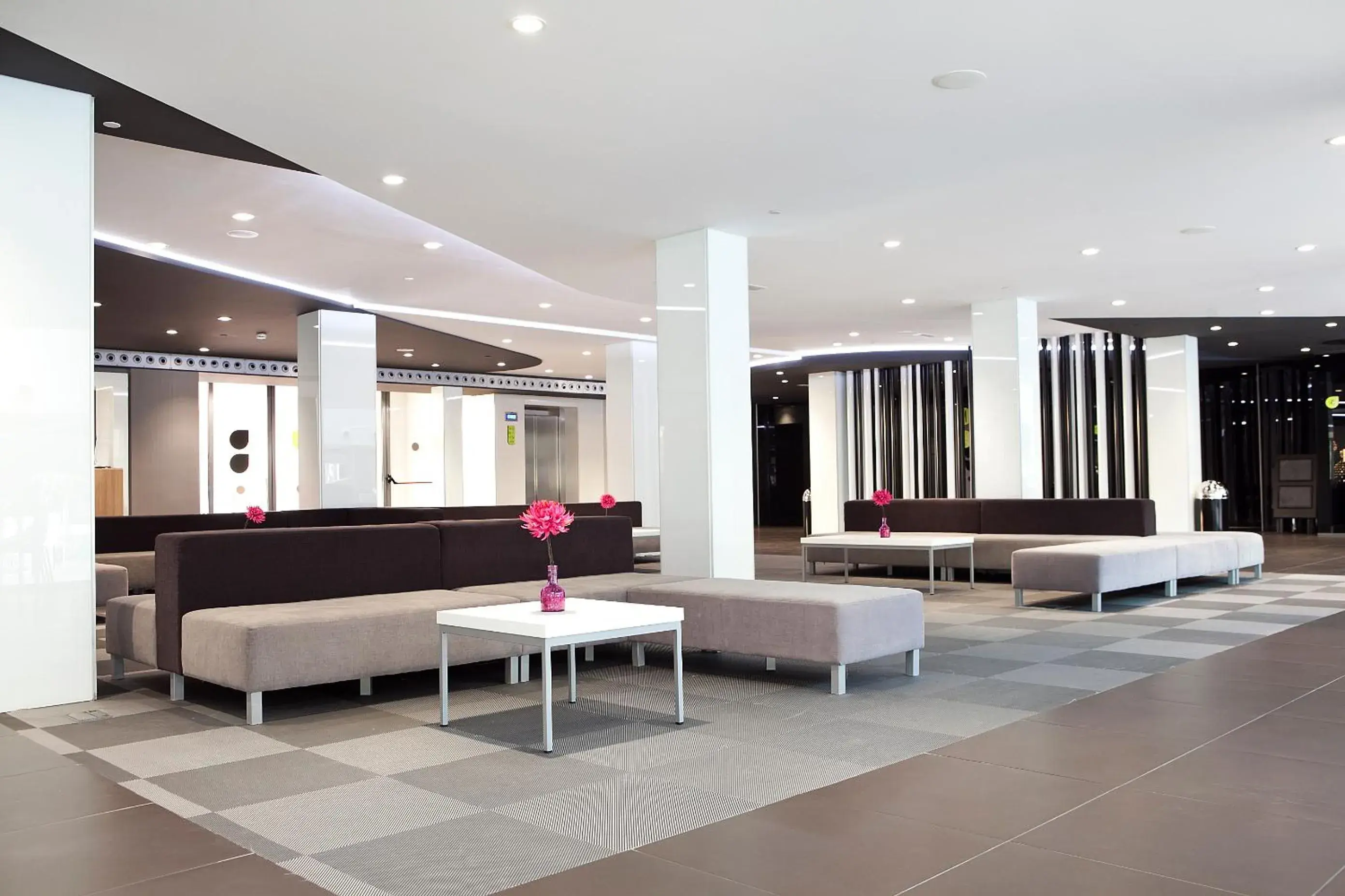 Lounge or bar in Flash Hotel Benidorm - Recommended Adults Only 4 Sup Lounge or bar in Flash Hotel Benidorm - Recommended Adults Only 4 Sup