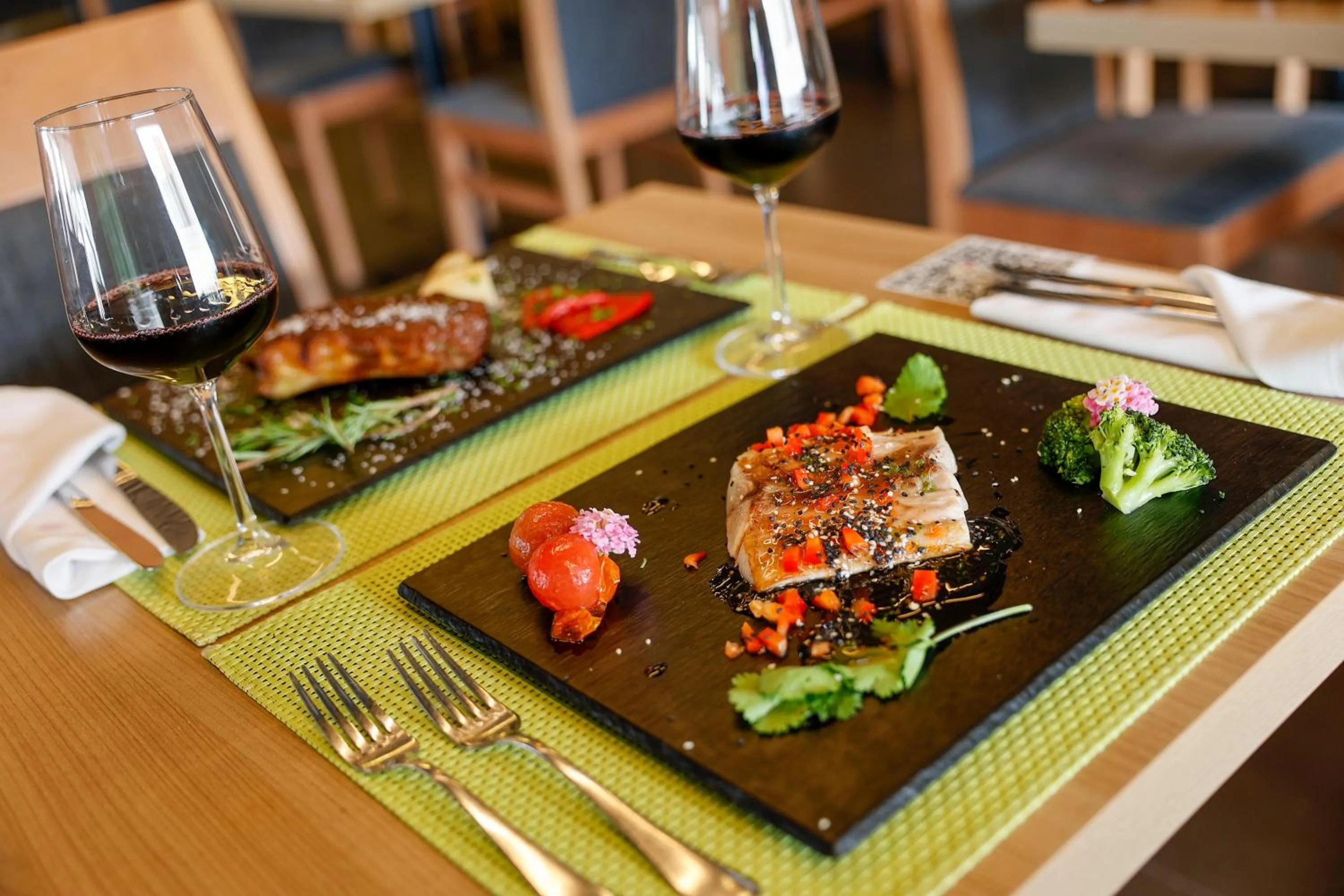 Food and drinks in Flash Hotel Benidorm - Recommended Adults Only 4 Sup