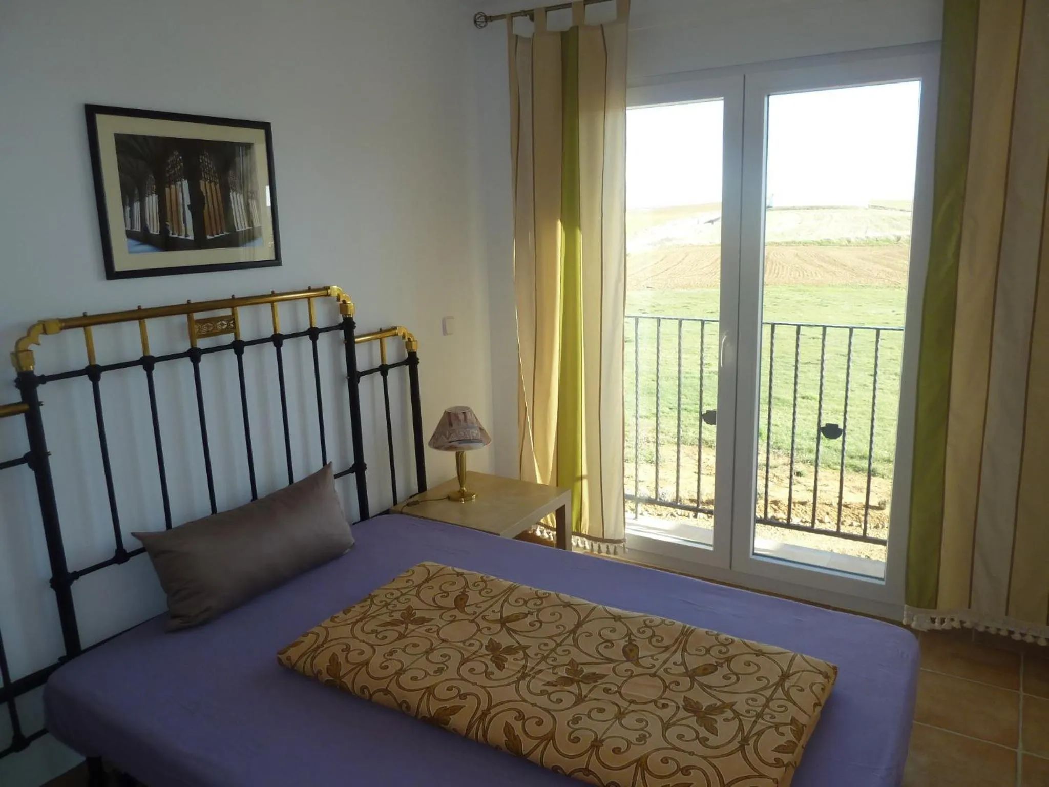 Bed in Hostal Moratinos