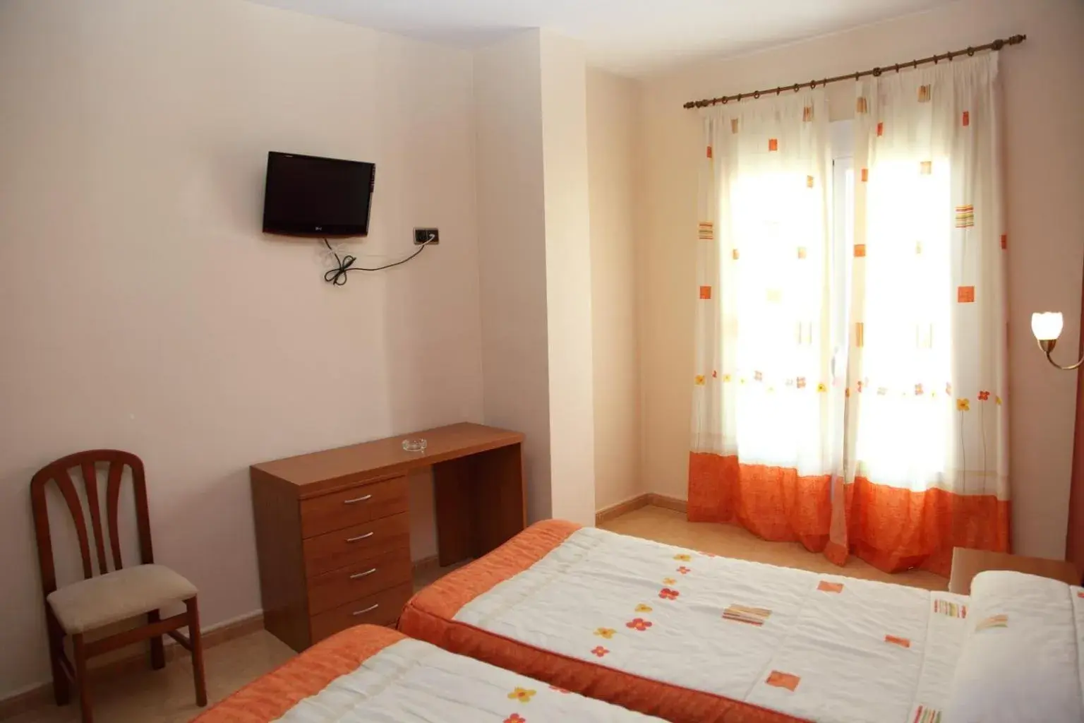 Double Room in Hotel Ciudad Pozo Alcón Double Room in Hotel Ciudad Pozo Alcón