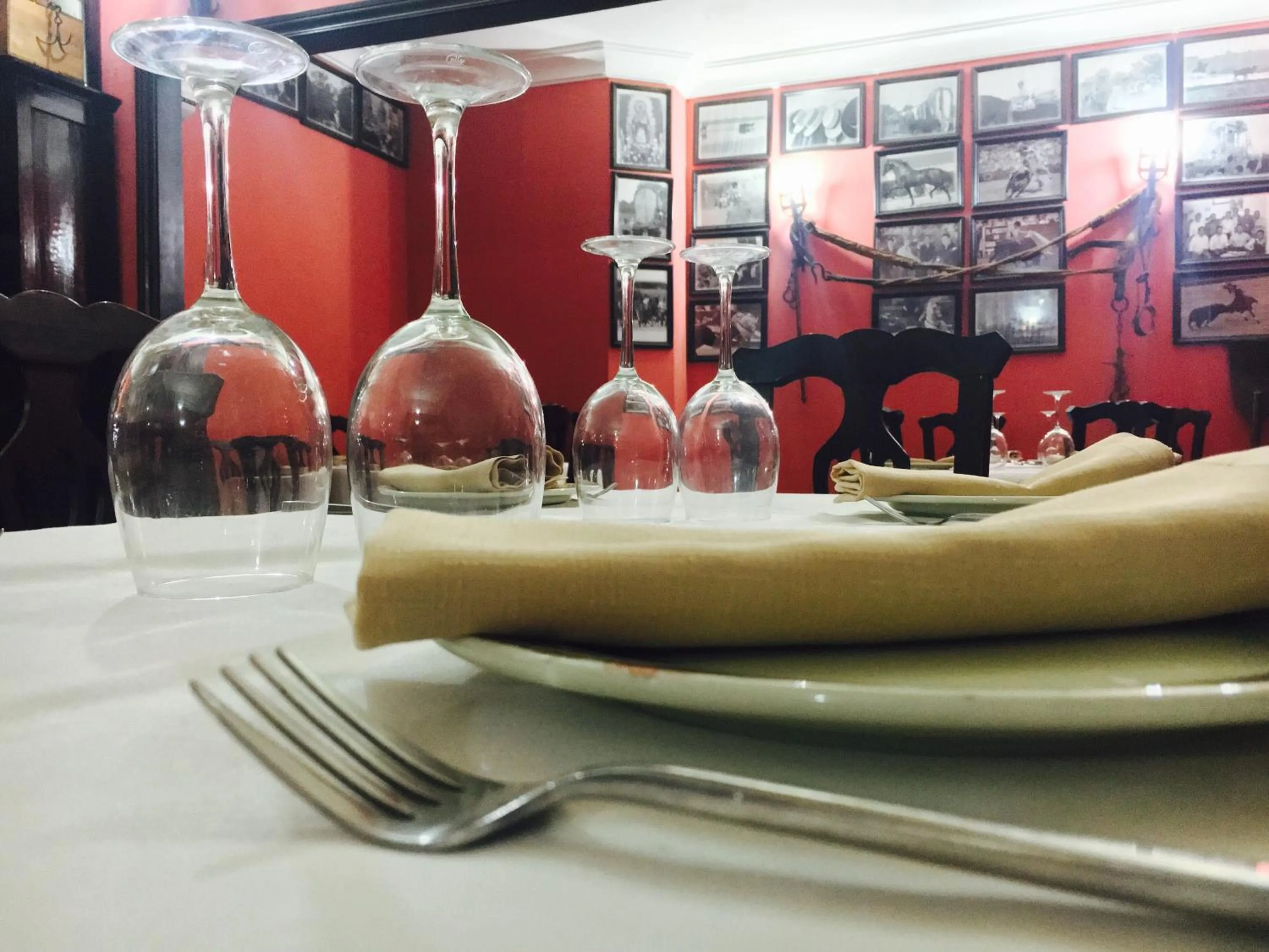 Restaurant/places to eat in Hostal Pechi