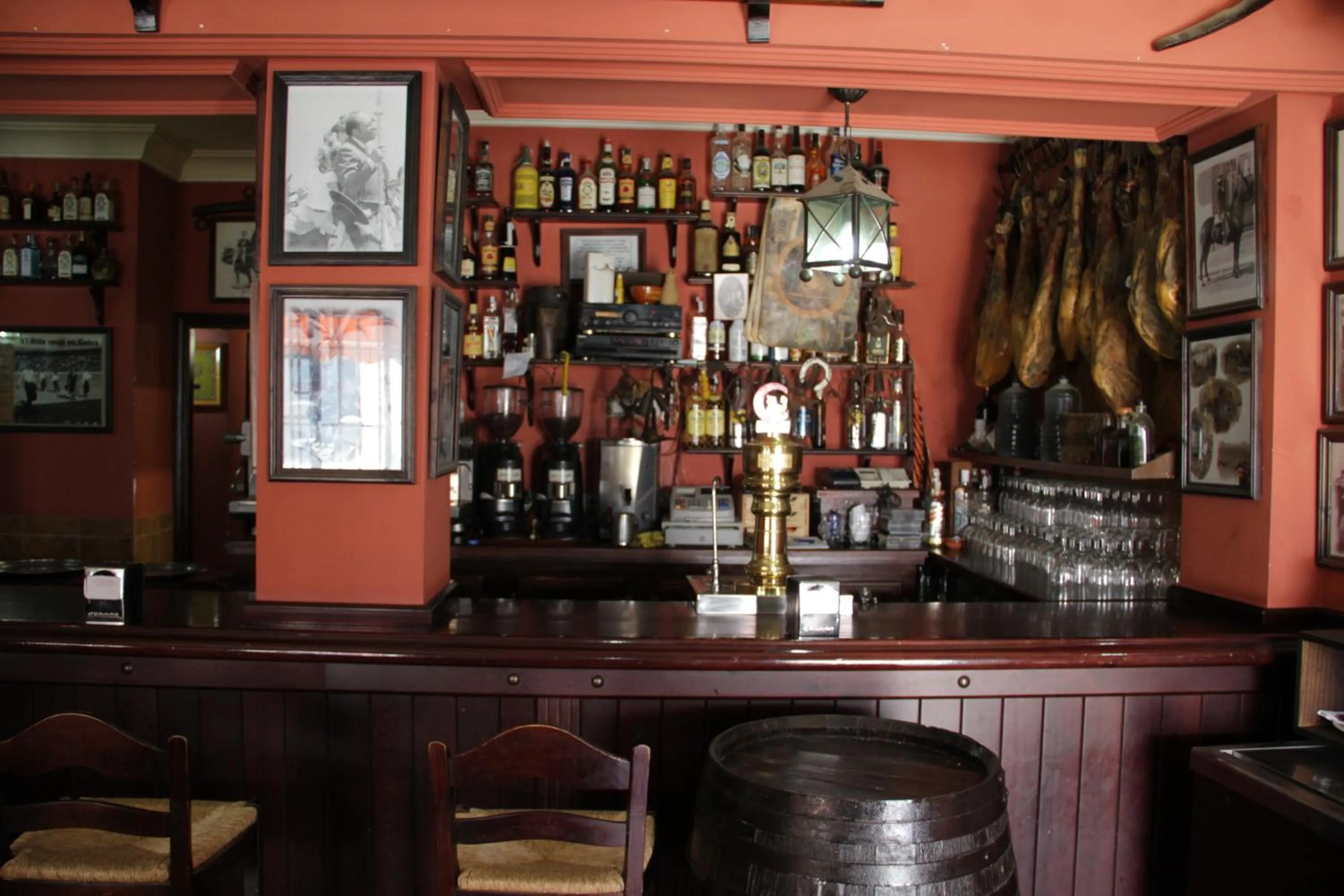 Lounge or bar in Hostal Pechi