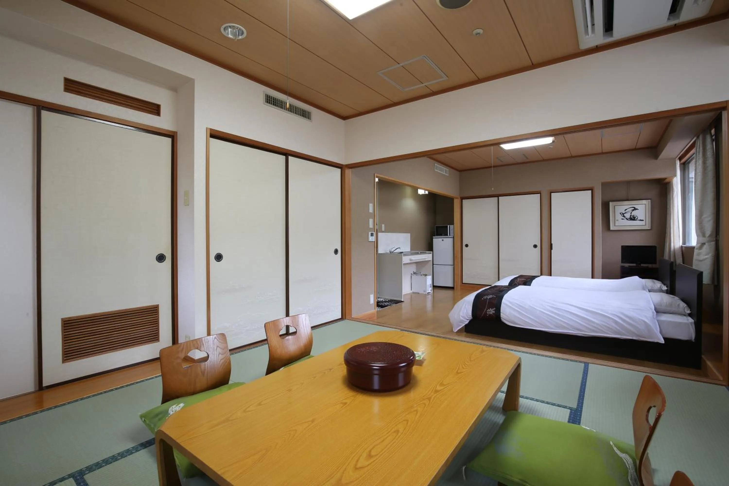 Photo of the whole room in Blancart Misasa