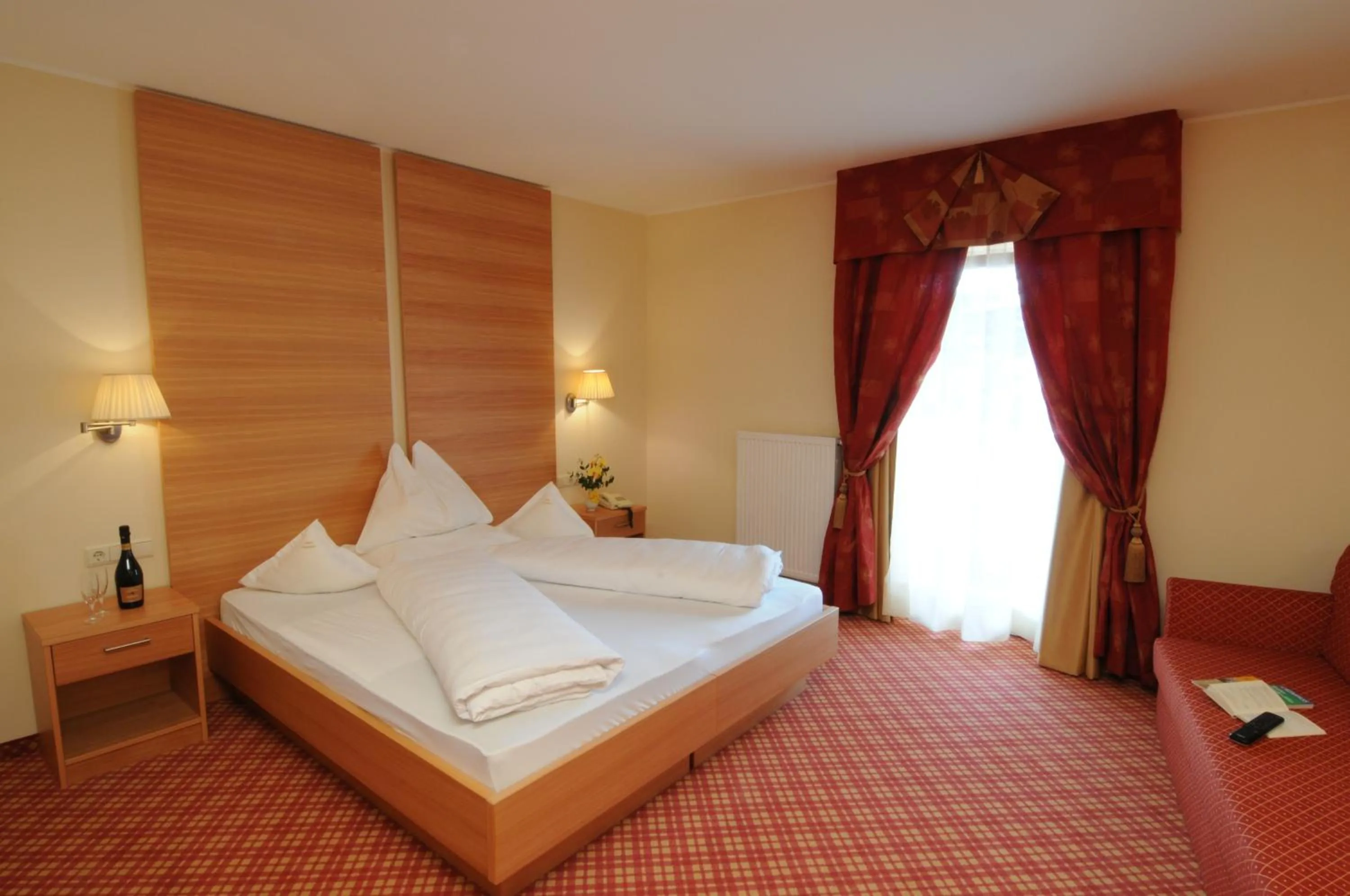 Photo of the whole room, Bed in Hotel Stamserhof