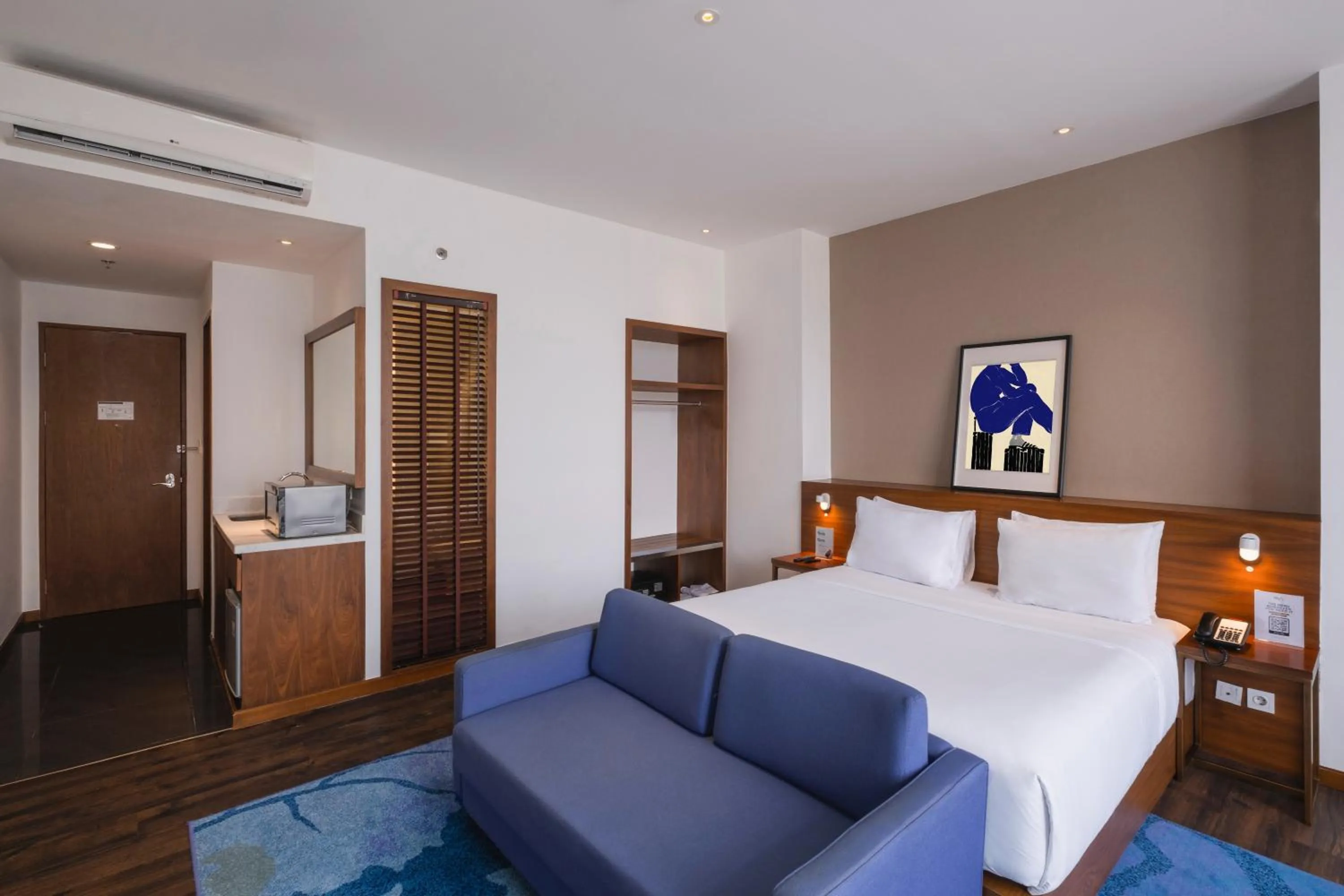 Bedroom, Bed in Veranda Serviced Residence Puri