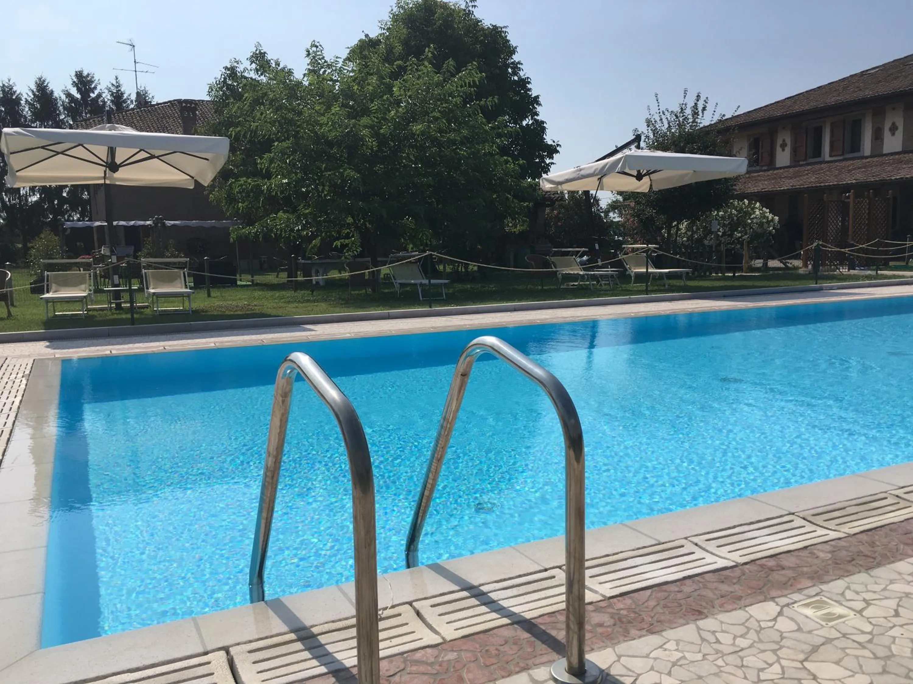 Swimming pool in Agriturismo La Cascinetta