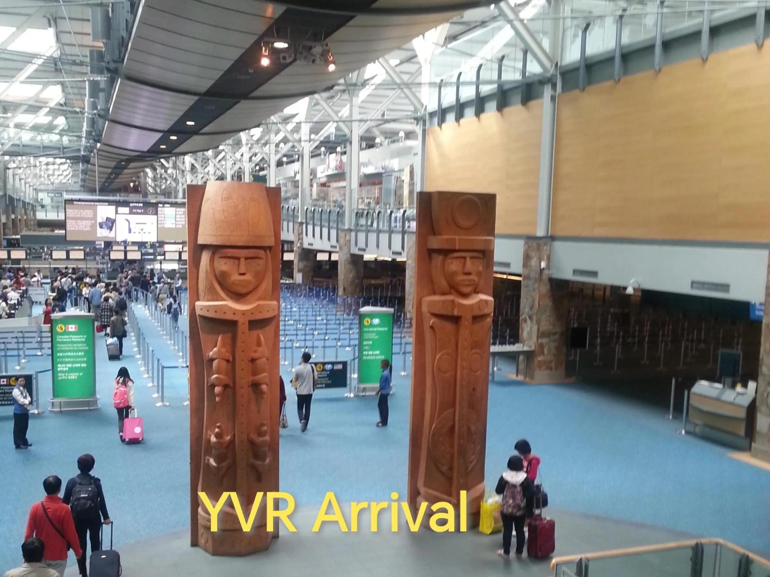 Text overlay in Bed Plus YVR