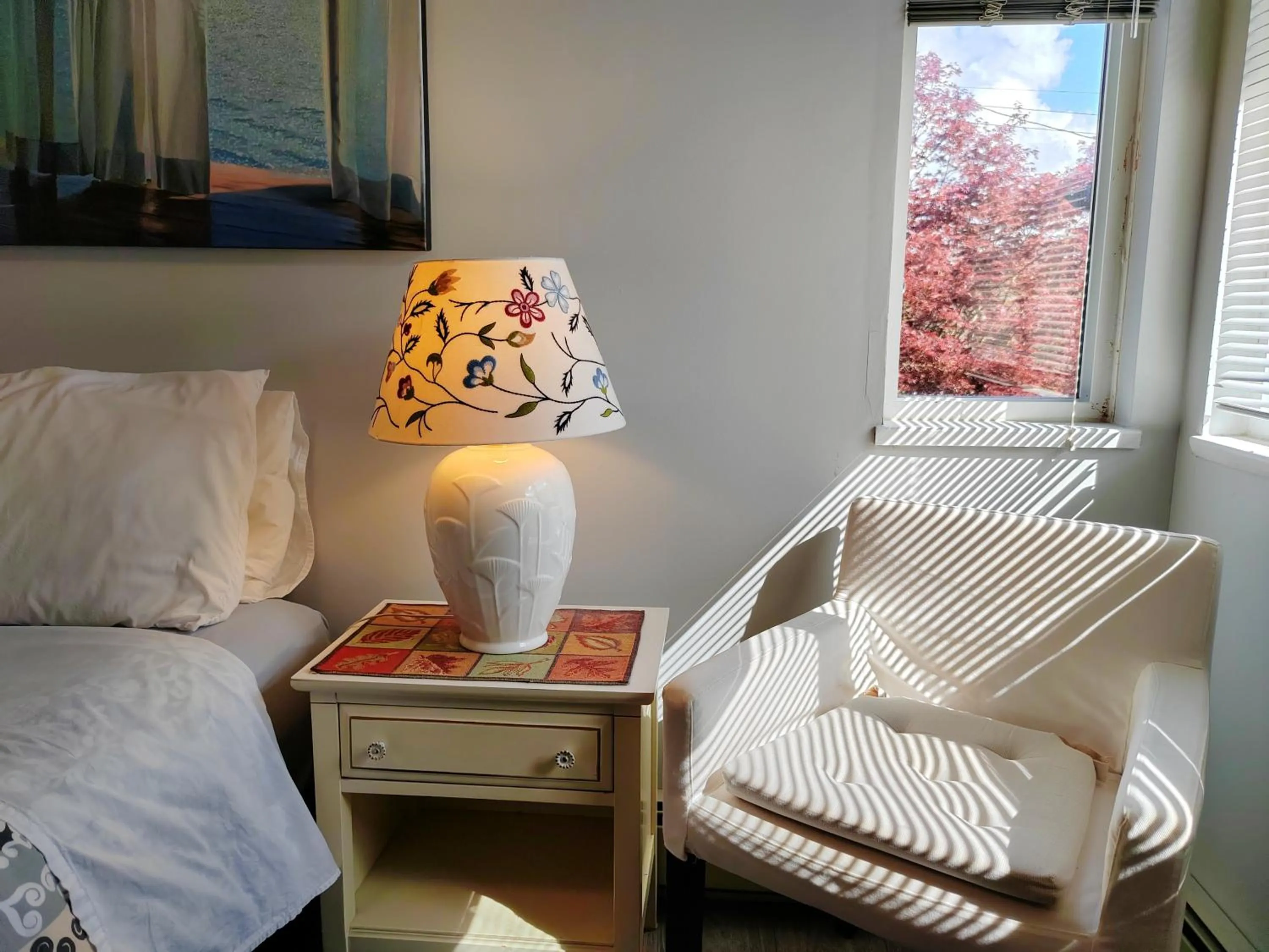 Seating area, Bed in Bed Plus YVR