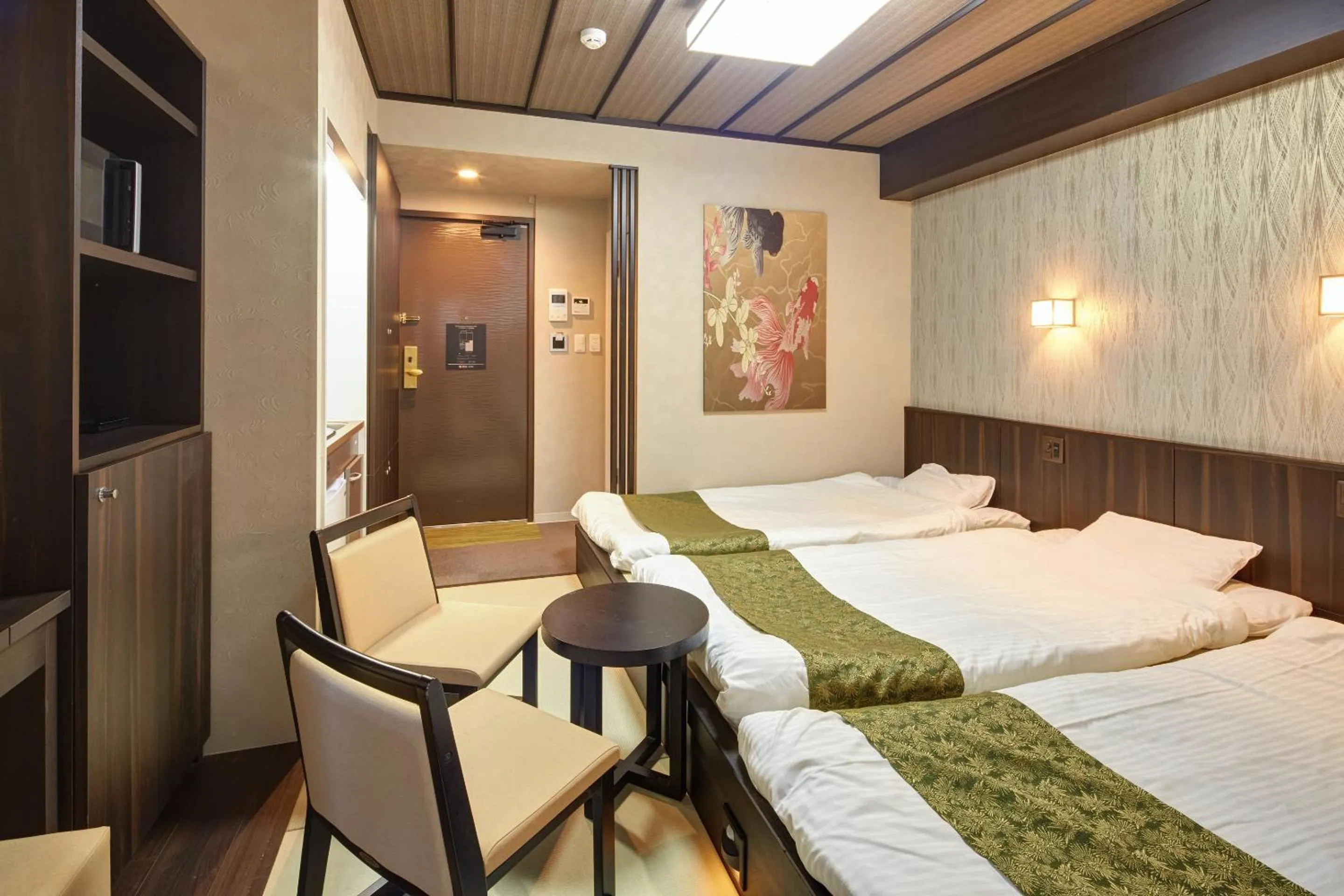 Living room, Bed in Hotel Amaterrace Nippombashi-higashi