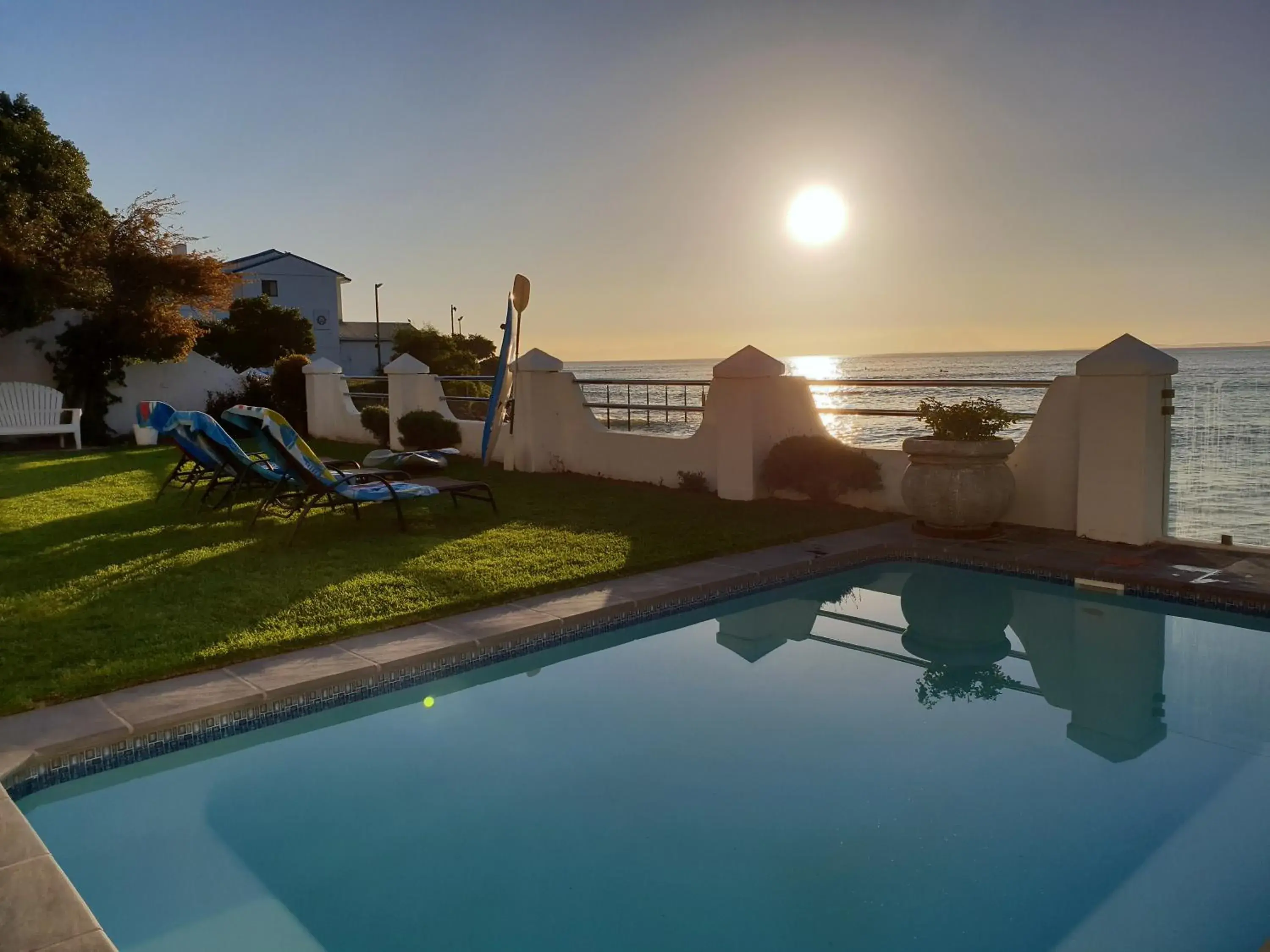 Westbank Private Beach Villa, 4 Bedrooms, Private pool, on the Beach! Westbank Private Beach Villa, 4 Bedrooms, Private pool, on the Beach!