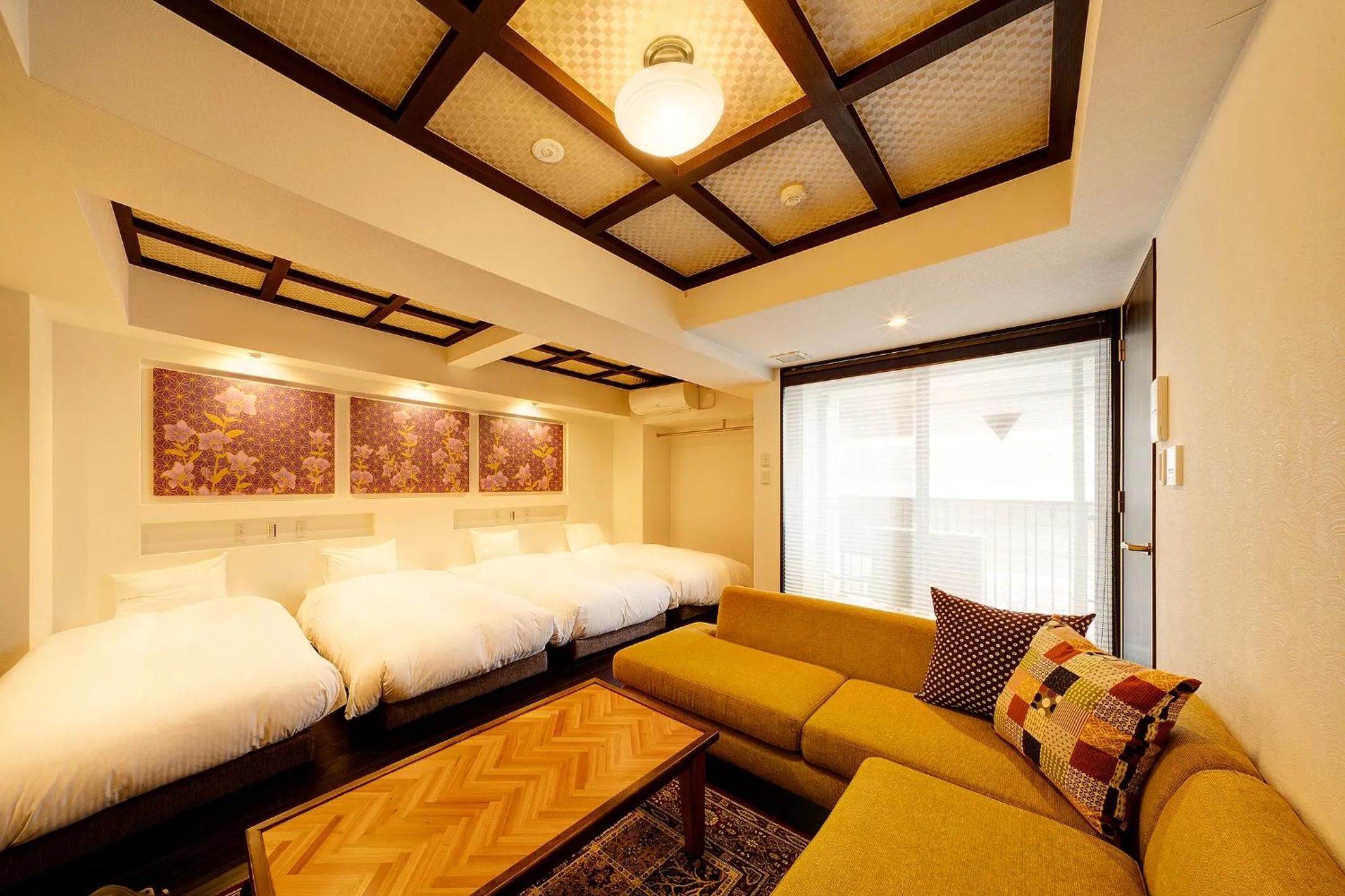 Bed in Hotel Sanrriott Kitahama