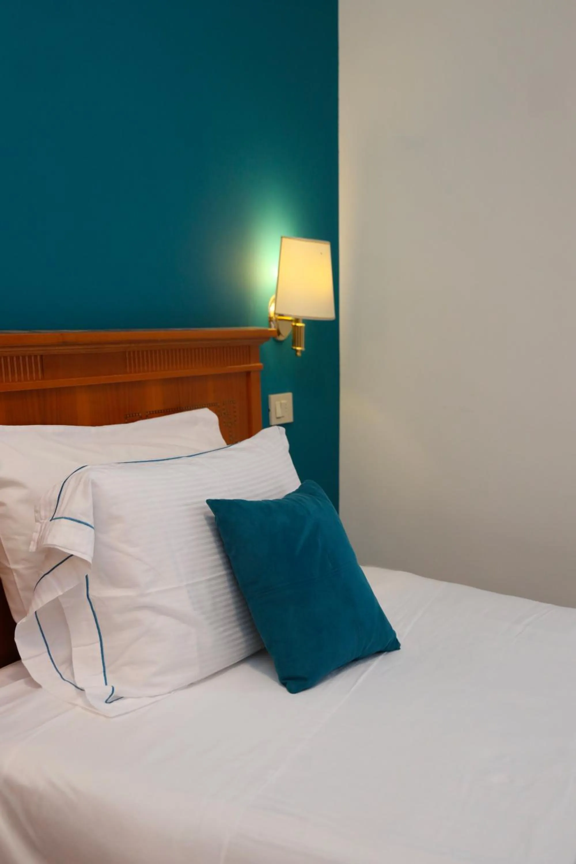 Bed in LVG Hotel Collection - Majestic