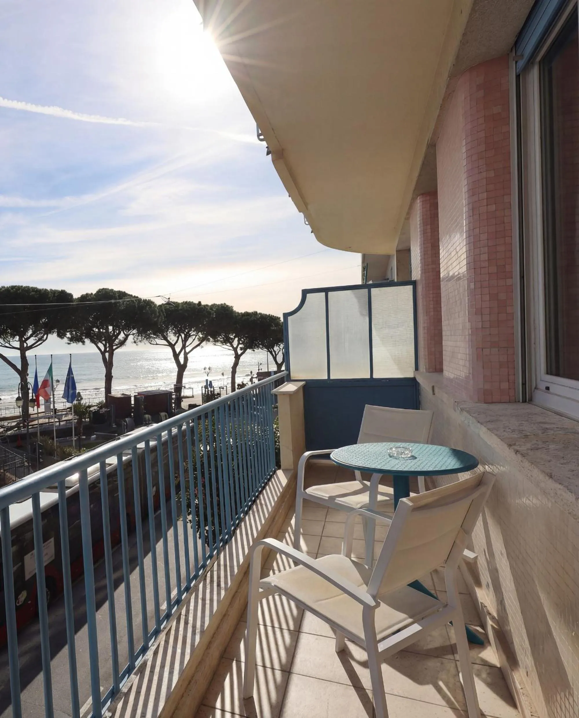 Day in LVG Hotel Collection - Majestic