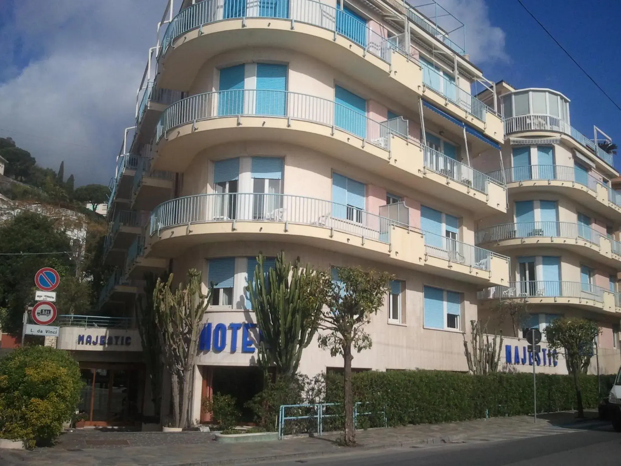 Property building in LVG Hotel Collection - Majestic Property building in LVG Hotel Collection - Majestic