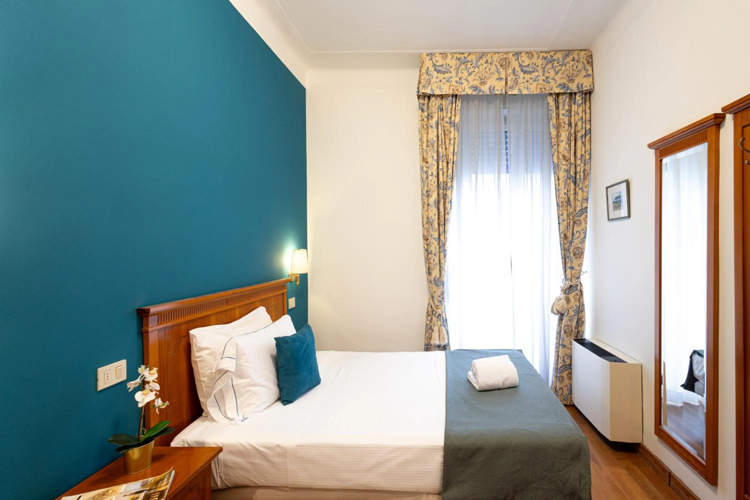 Bed in LVG Hotel Collection - Majestic