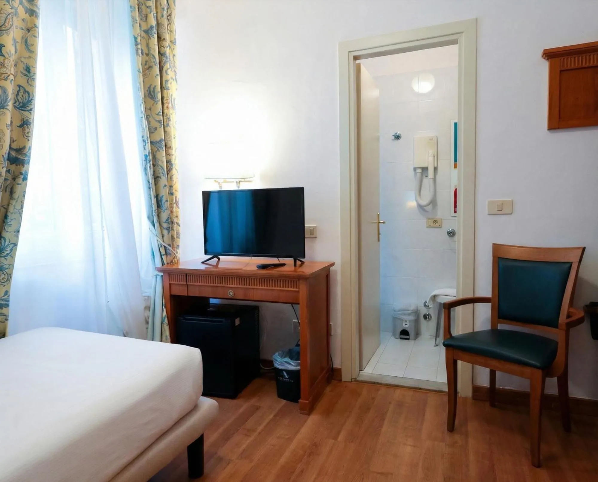 Bed in LVG Hotel Collection - Majestic