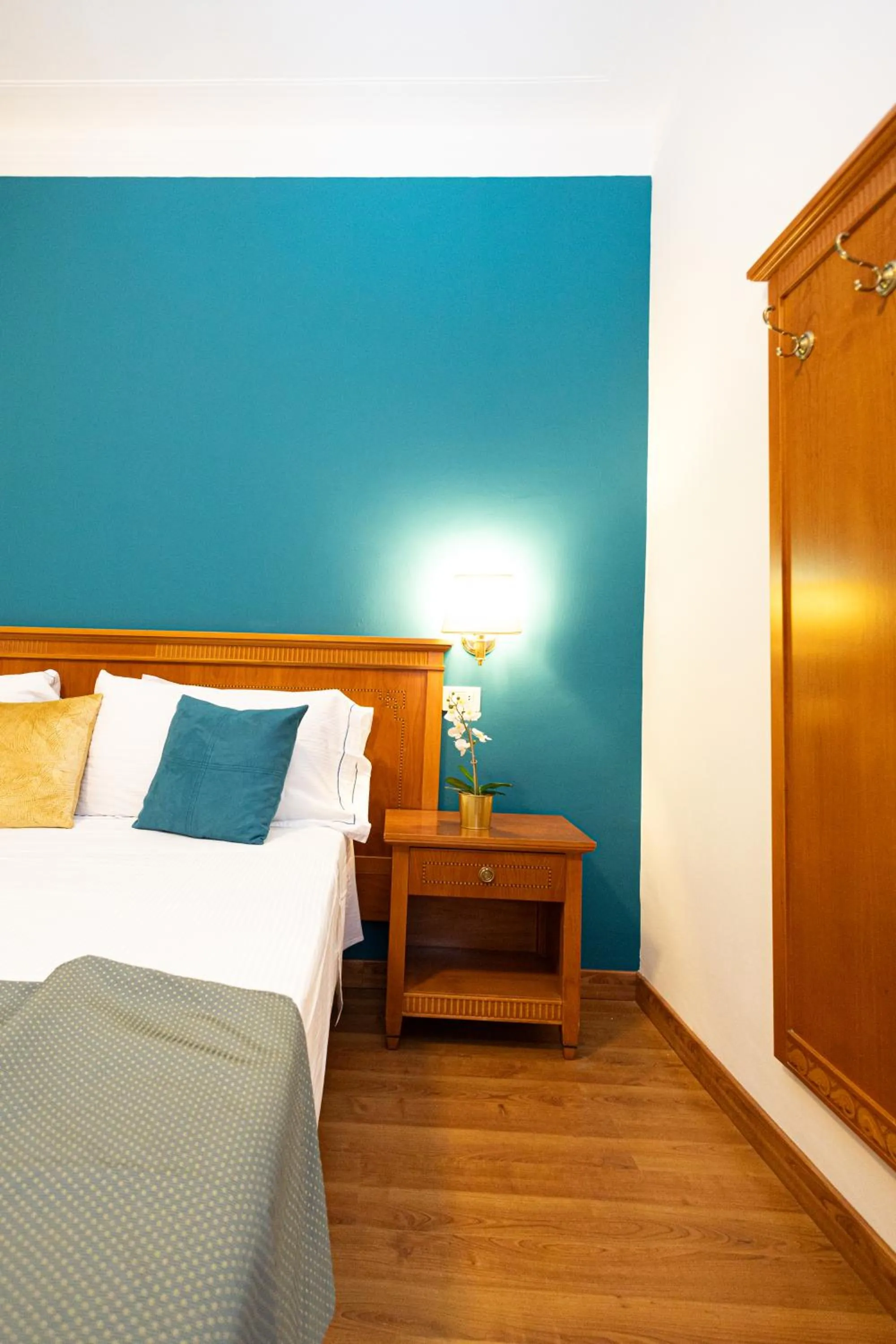 Bed in LVG Hotel Collection - Majestic