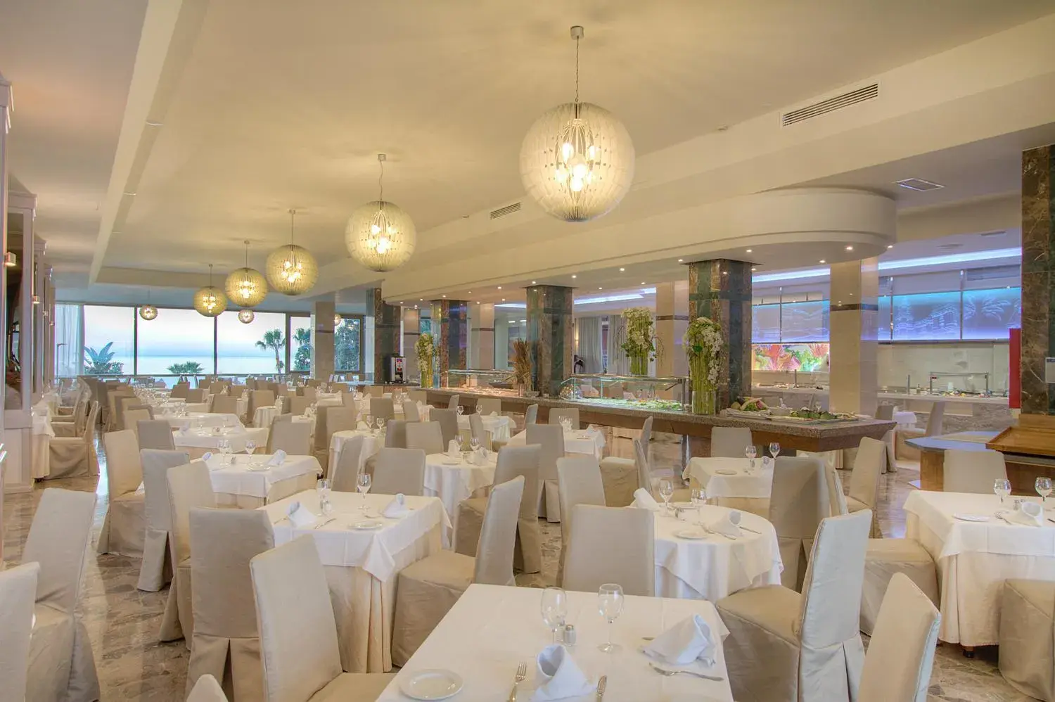 Restaurant/places to eat in MS Amaragua Restaurant/places to eat in MS Amaragua