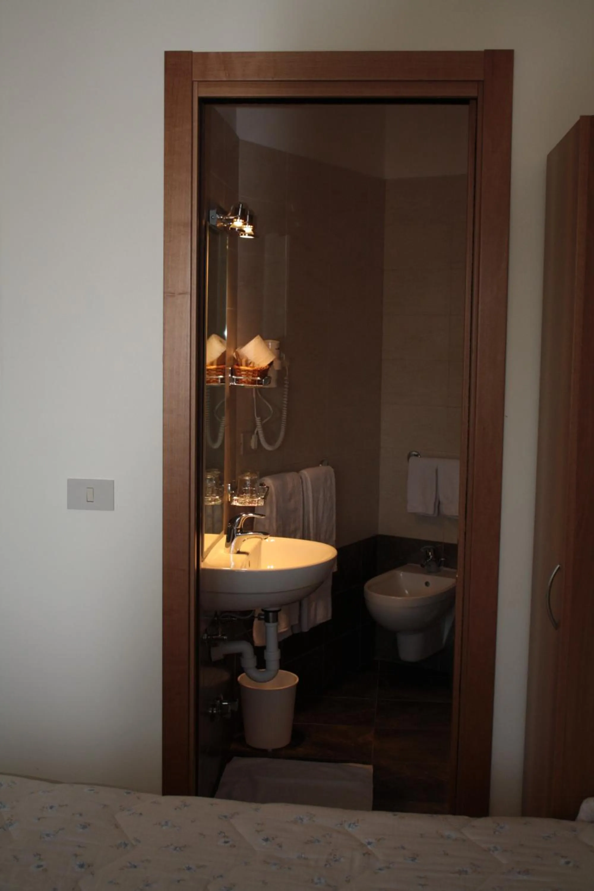 Bathroom in Albergo Anita Alassio