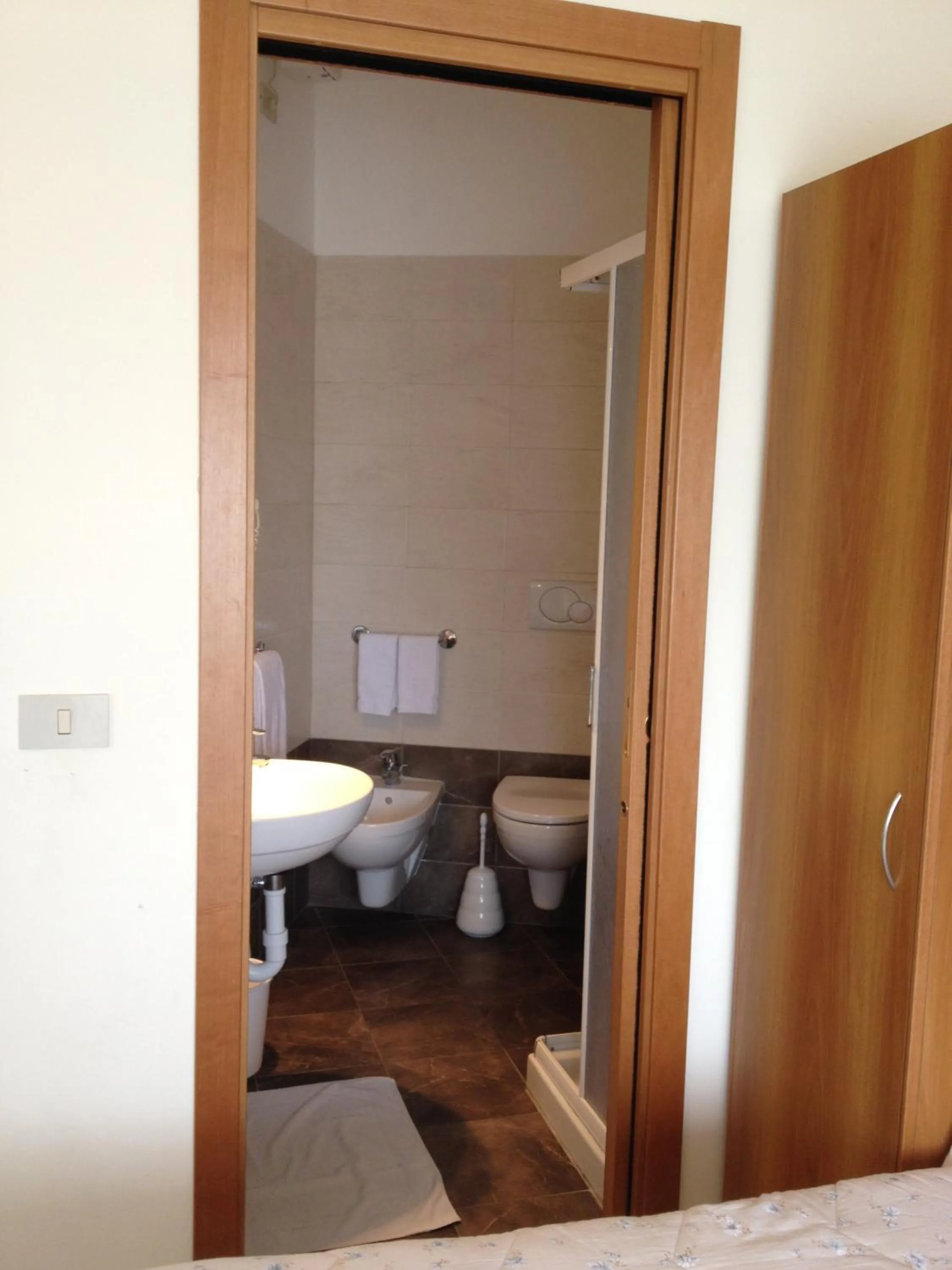 Bathroom in Albergo Anita Alassio