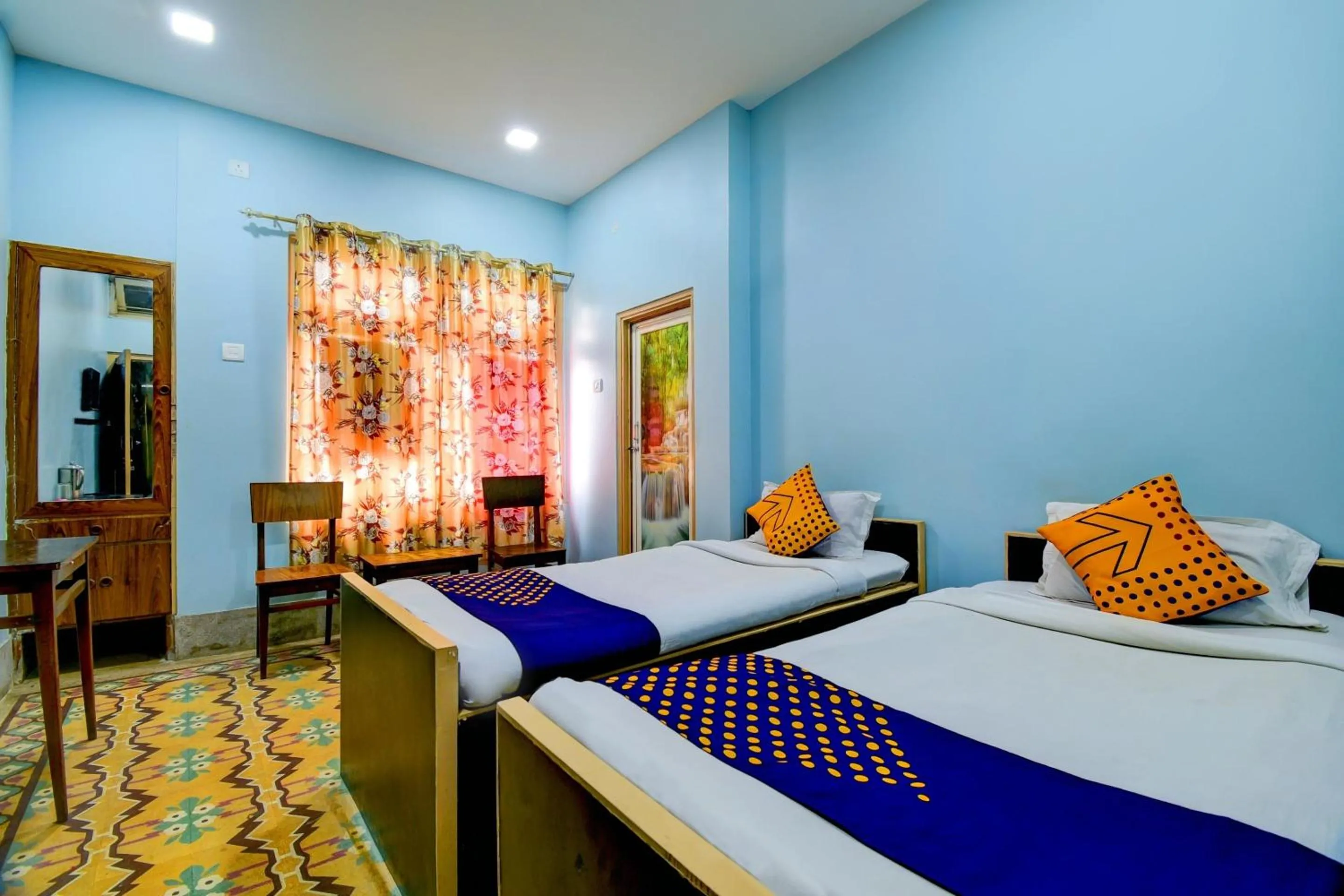 Bedroom, Bed in Hotel O Gajraj