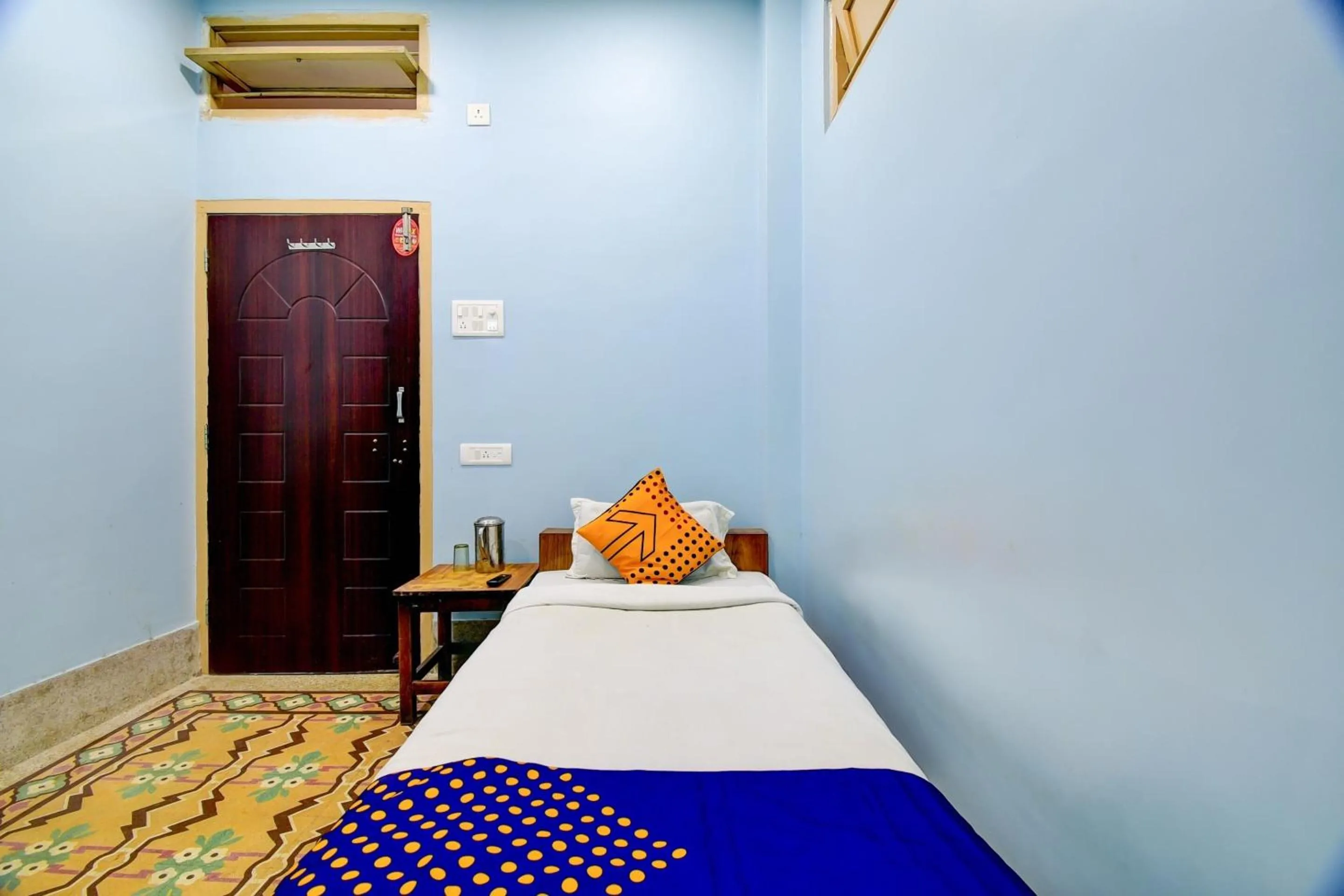 Bedroom, Bed in Hotel O Gajraj