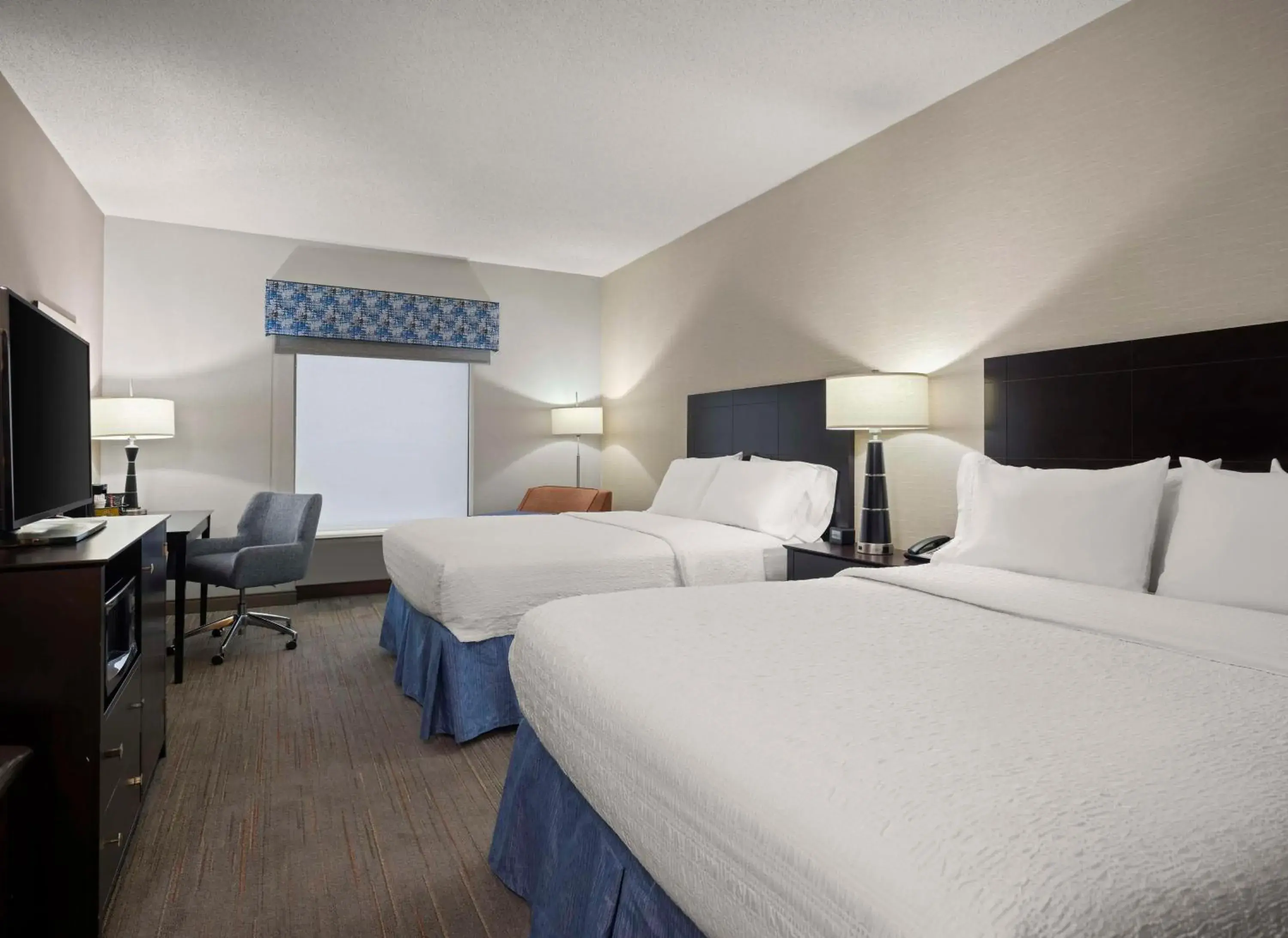 Bed in Hampton Inn & Suites Arundel Mills/Baltimore Bed in Hampton Inn & Suites Arundel Mills/Baltimore