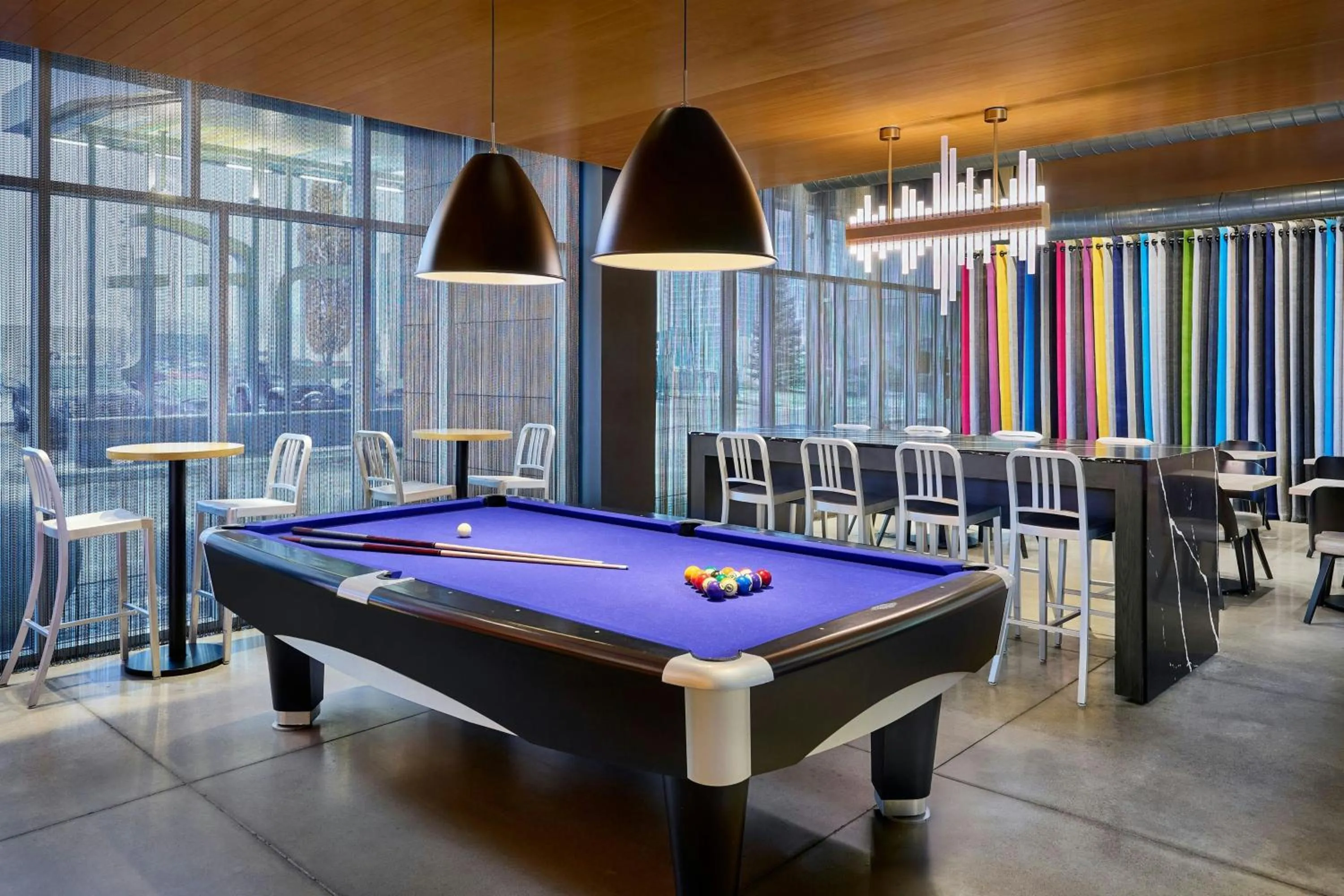 Swimming pool in Aloft Vaughan Mills