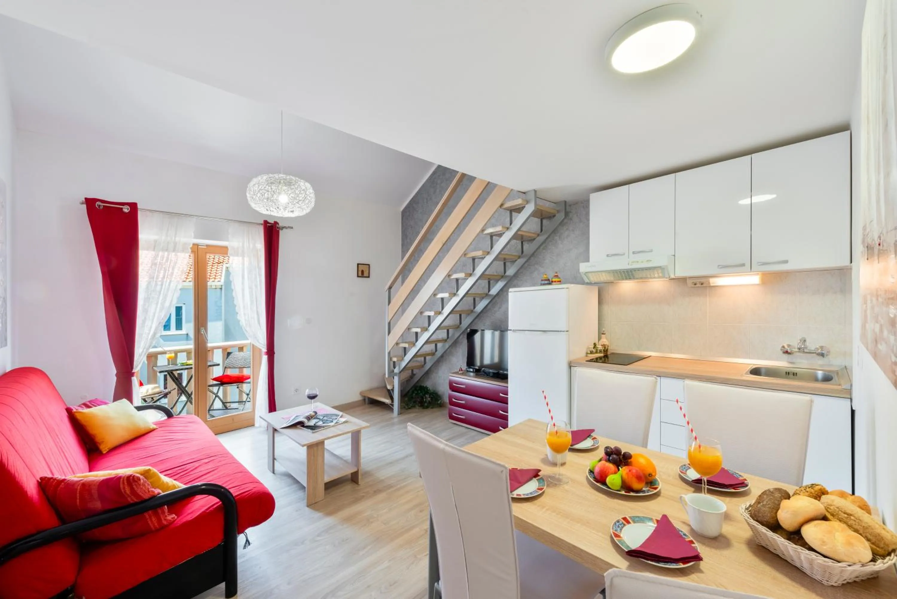 Kitchen or kitchenette in Cina Apartments