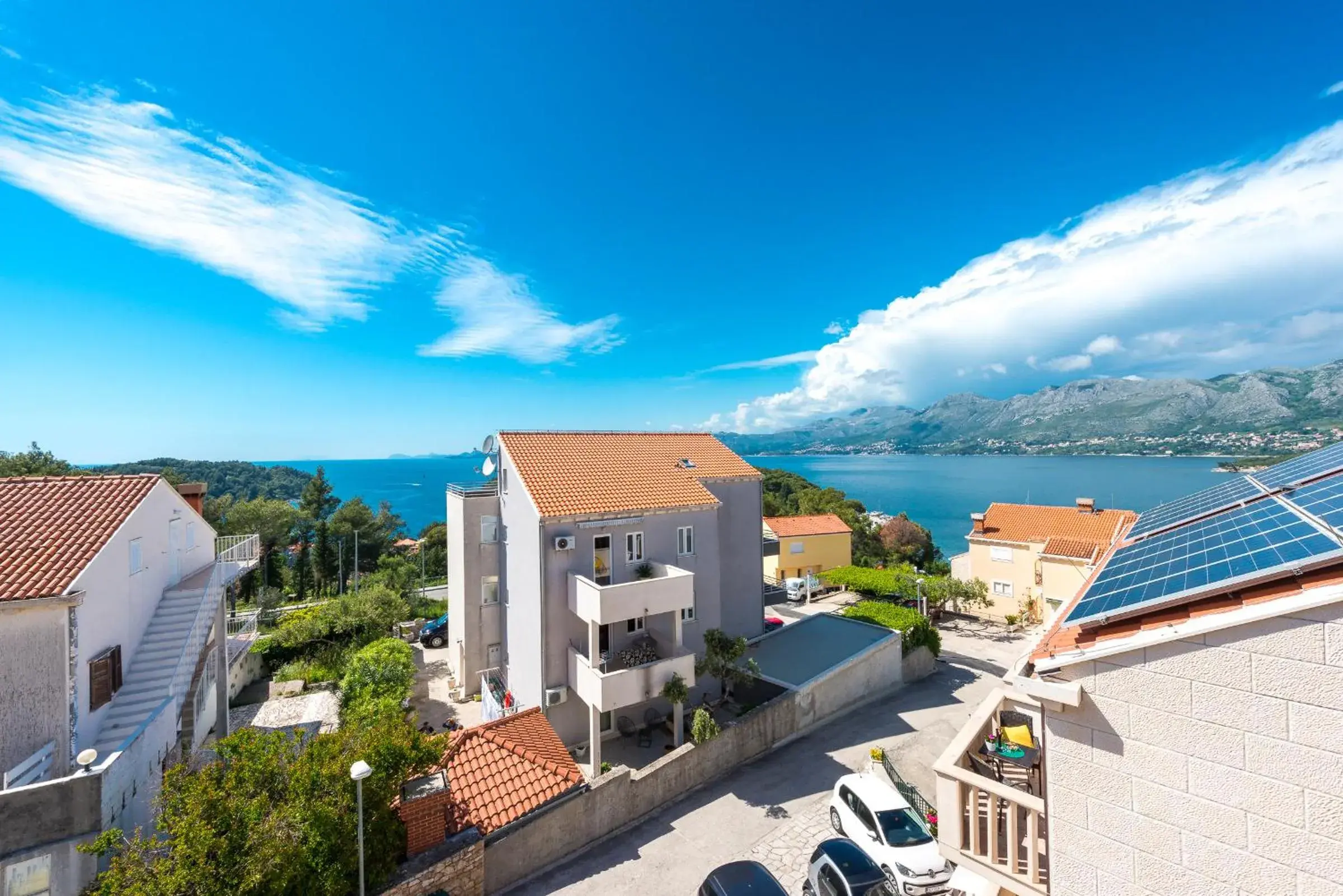 Property building in Cina Apartments Property building in Cina Apartments