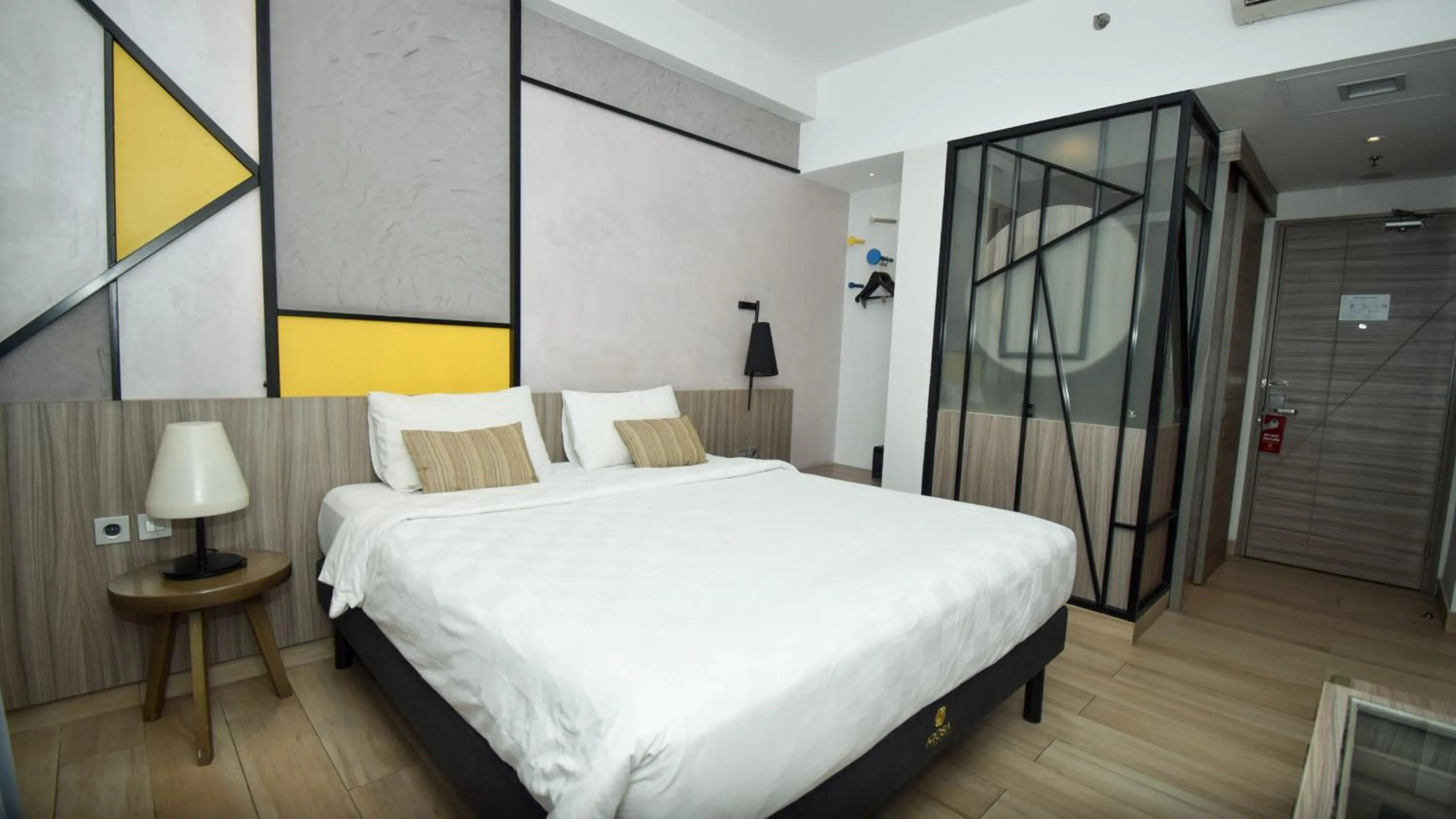Bed in Arosa Hotel Jakarta