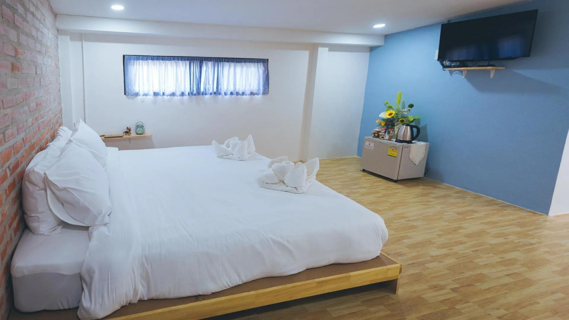 Bed in Wang Jai Kwang Space Inn