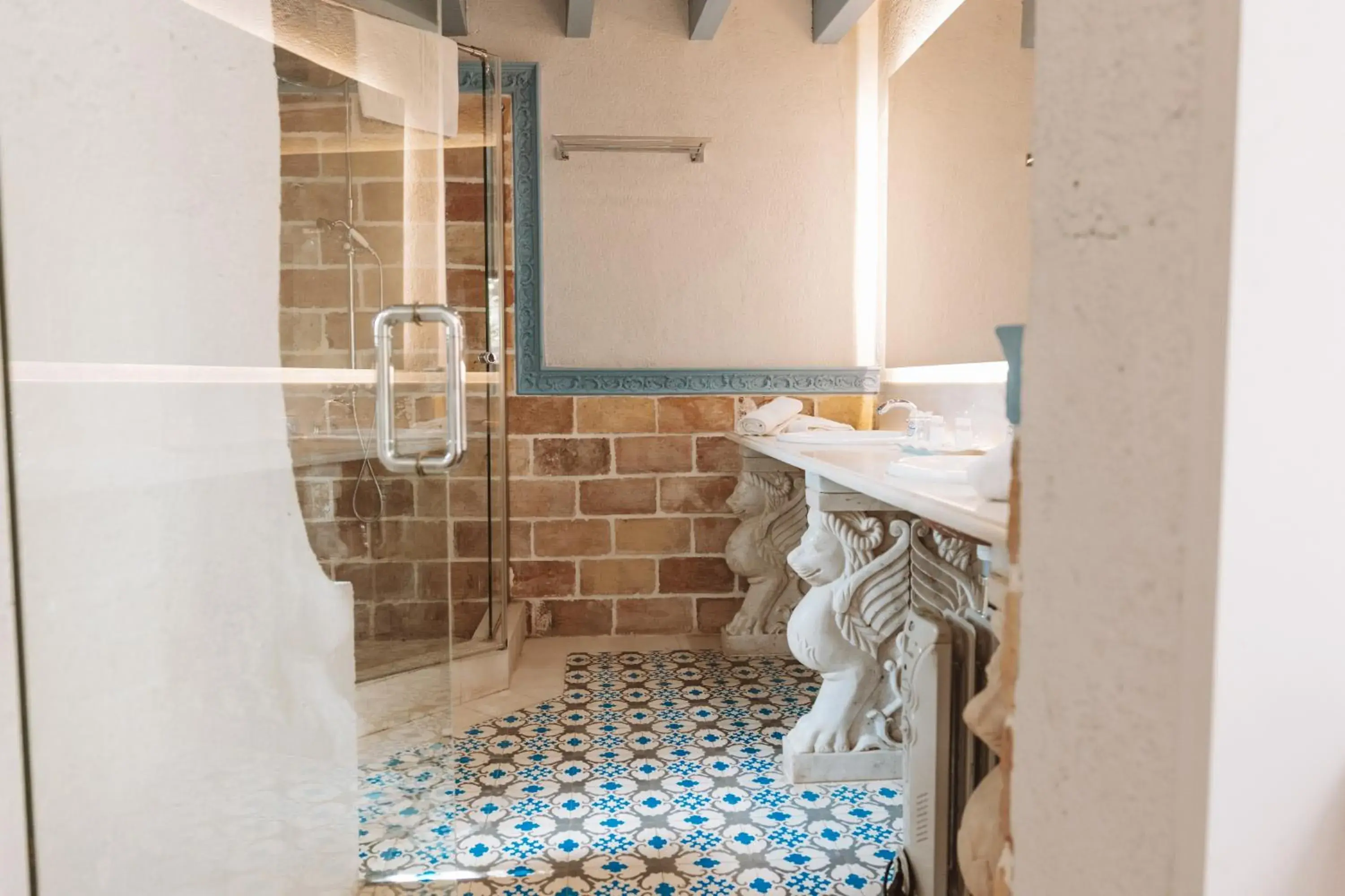 Shower in Los Pilares de Ronda Boutique & Hotel Shower in Los Pilares de Ronda Boutique & Hotel