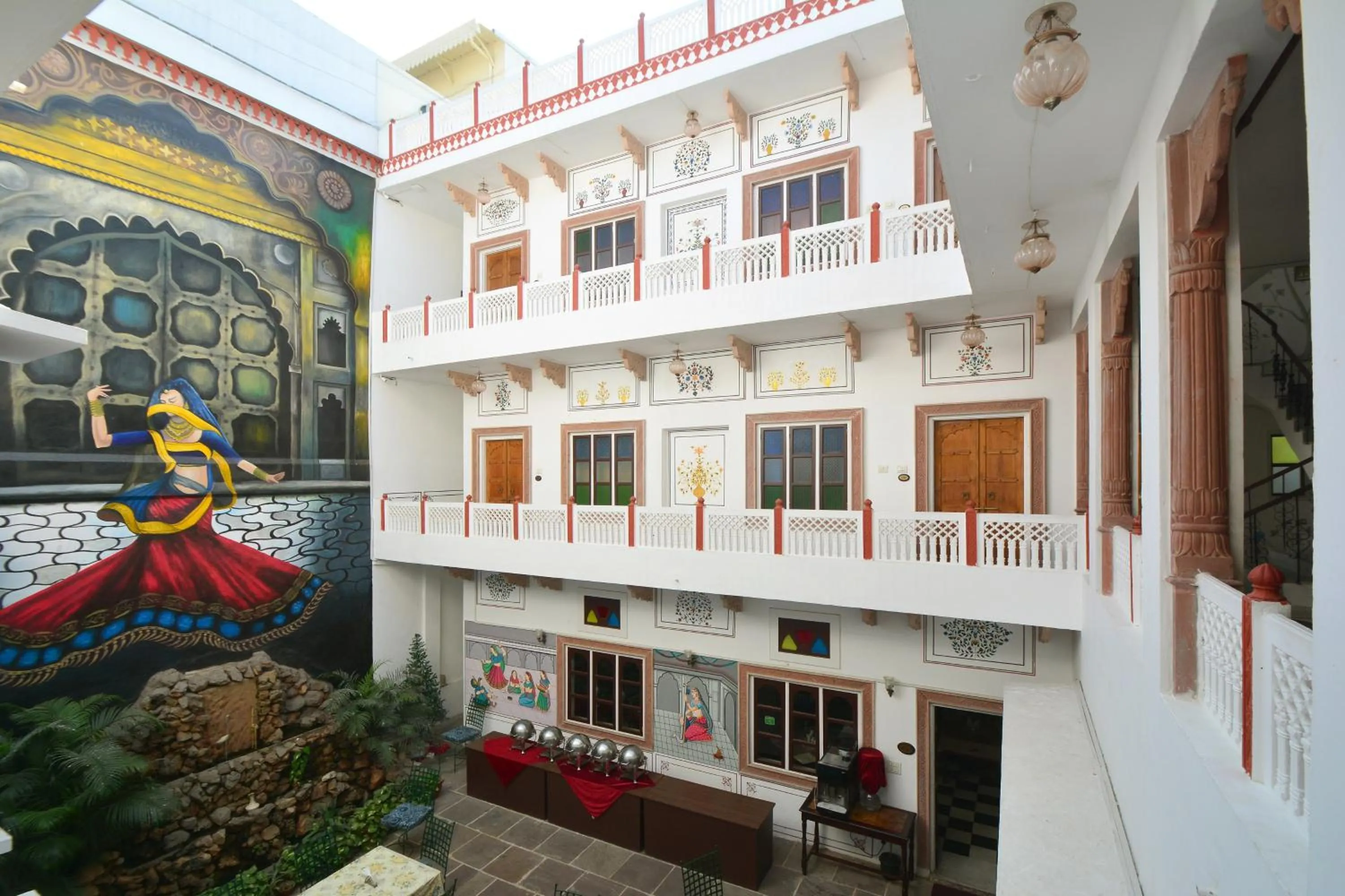 Mahal Khandela-A Heritage Hotel In Jaipur City Center