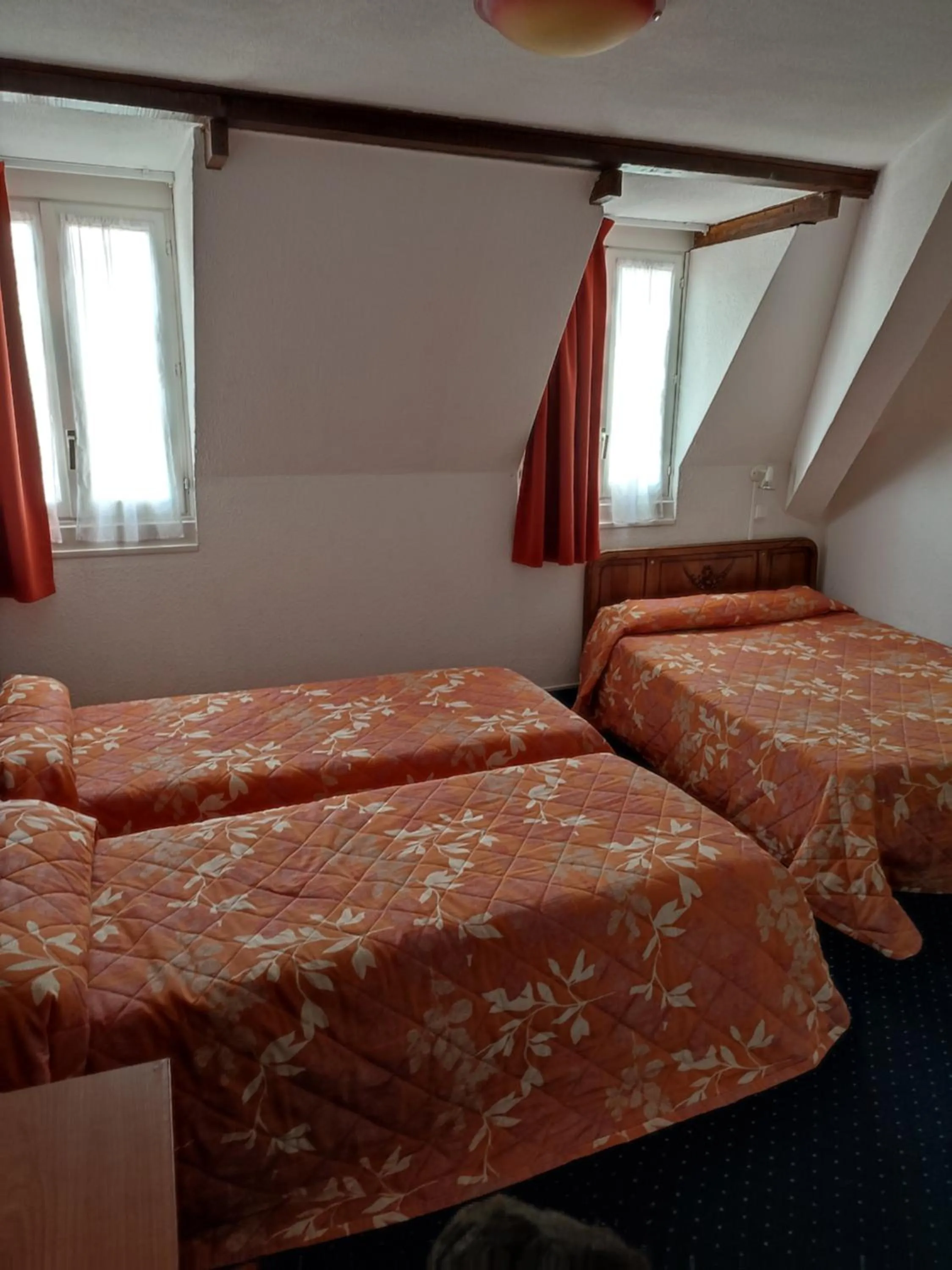 Photo of the whole room, Bed in Hotel du Commerce et de Navarre