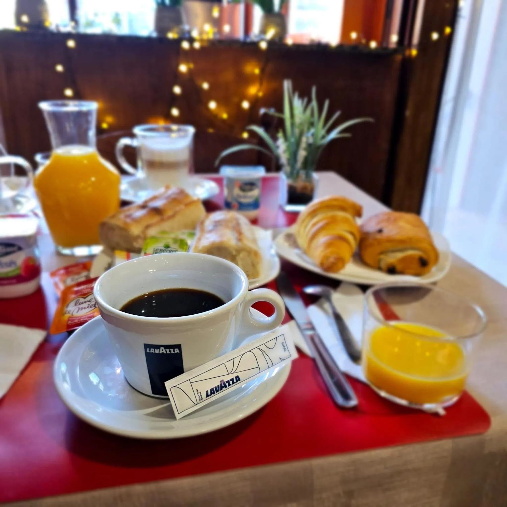 Breakfast in Hotel du Commerce et de Navarre