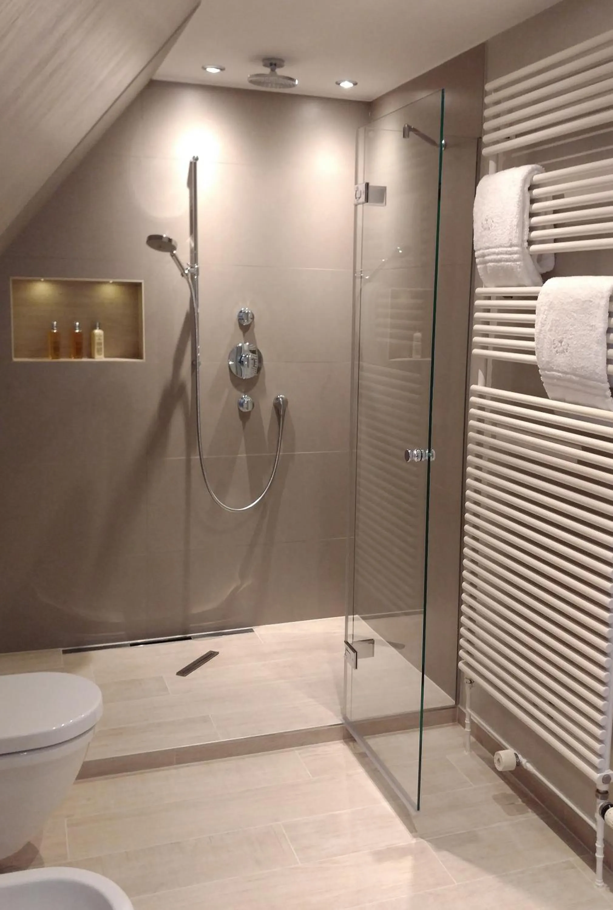 Bathroom in Hotel Watthof