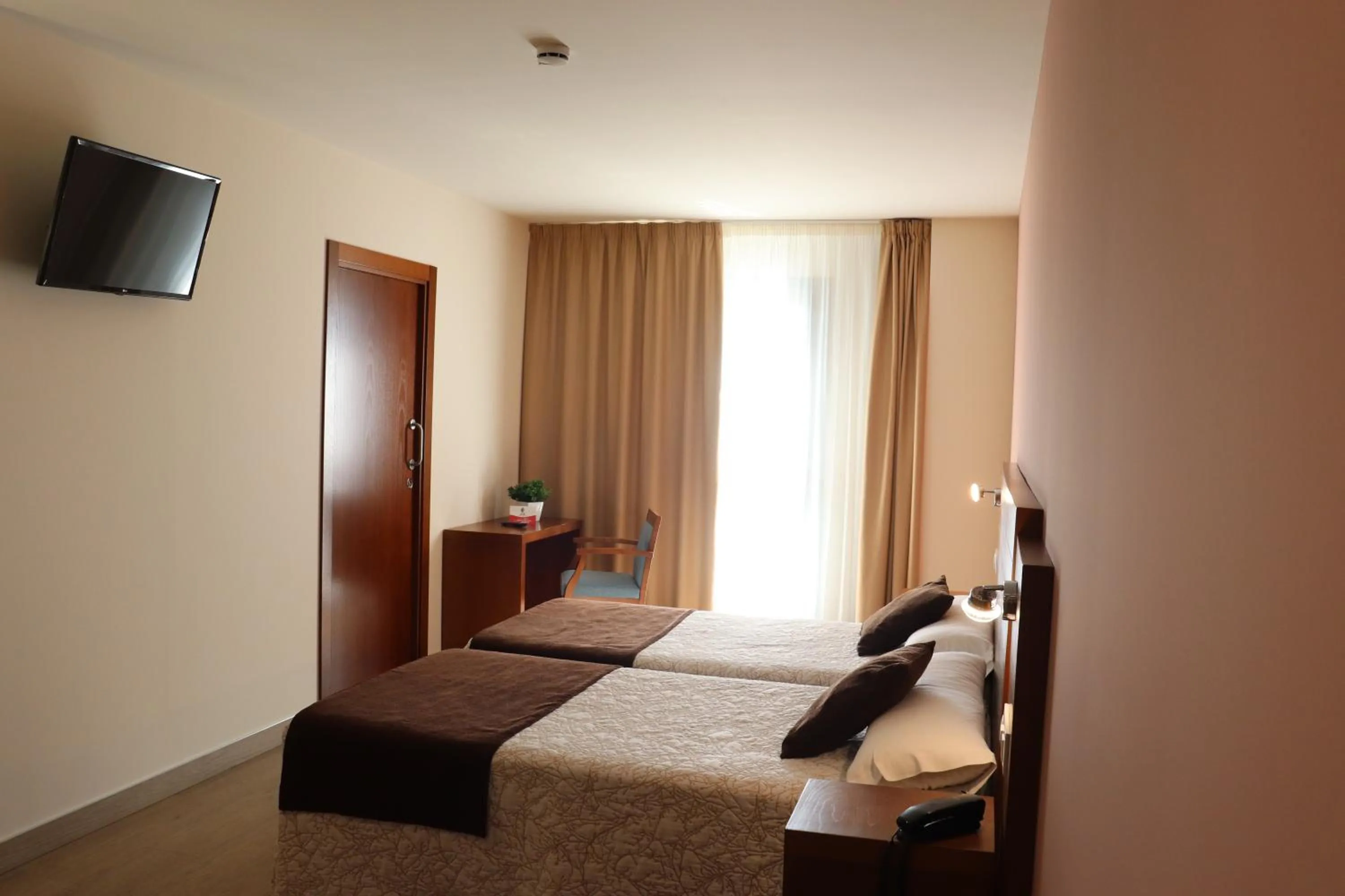 TV and multimedia, Bed in HOTEL ARZÚA