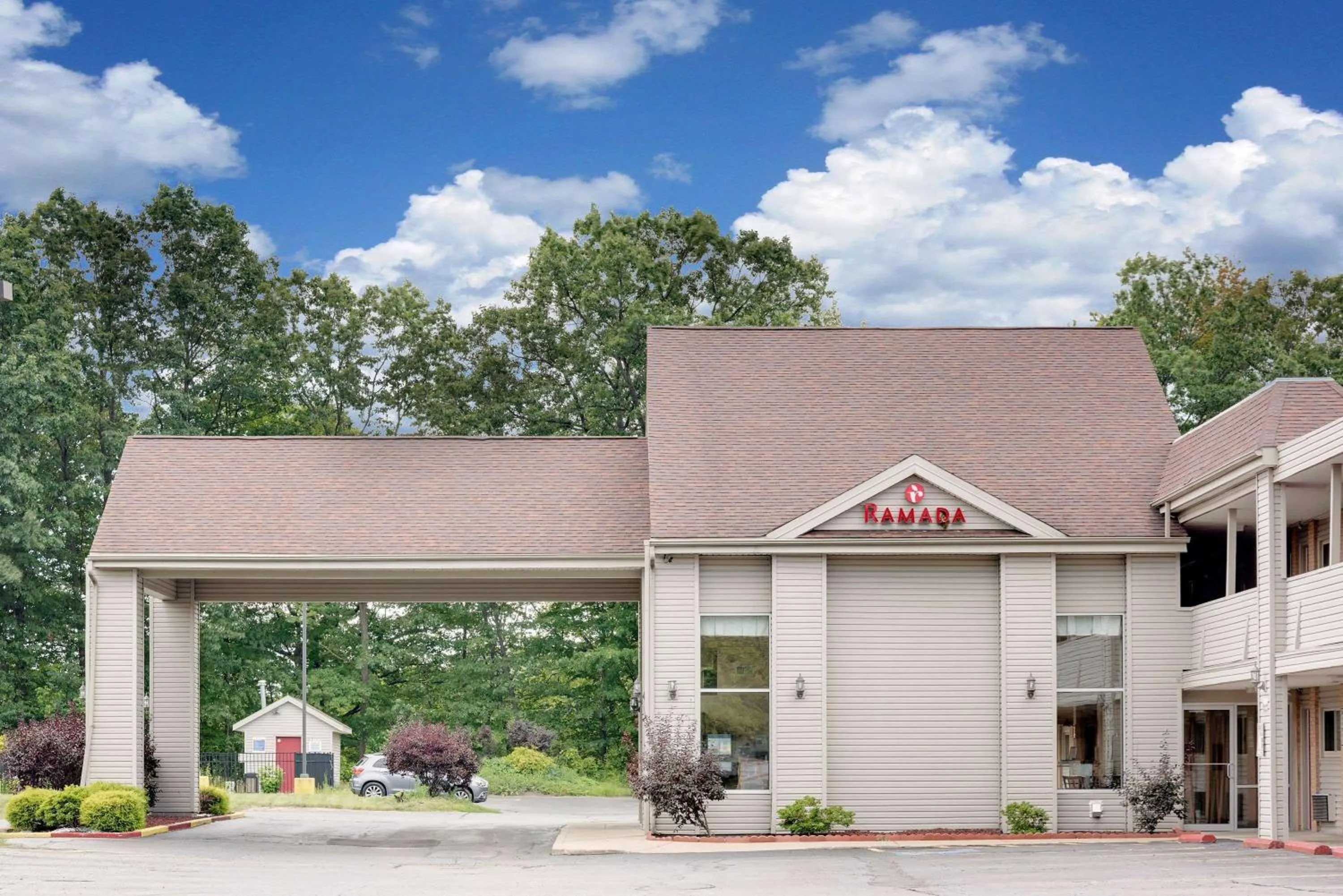 Property building in Ramada by Wyndham Cleveland Airport West