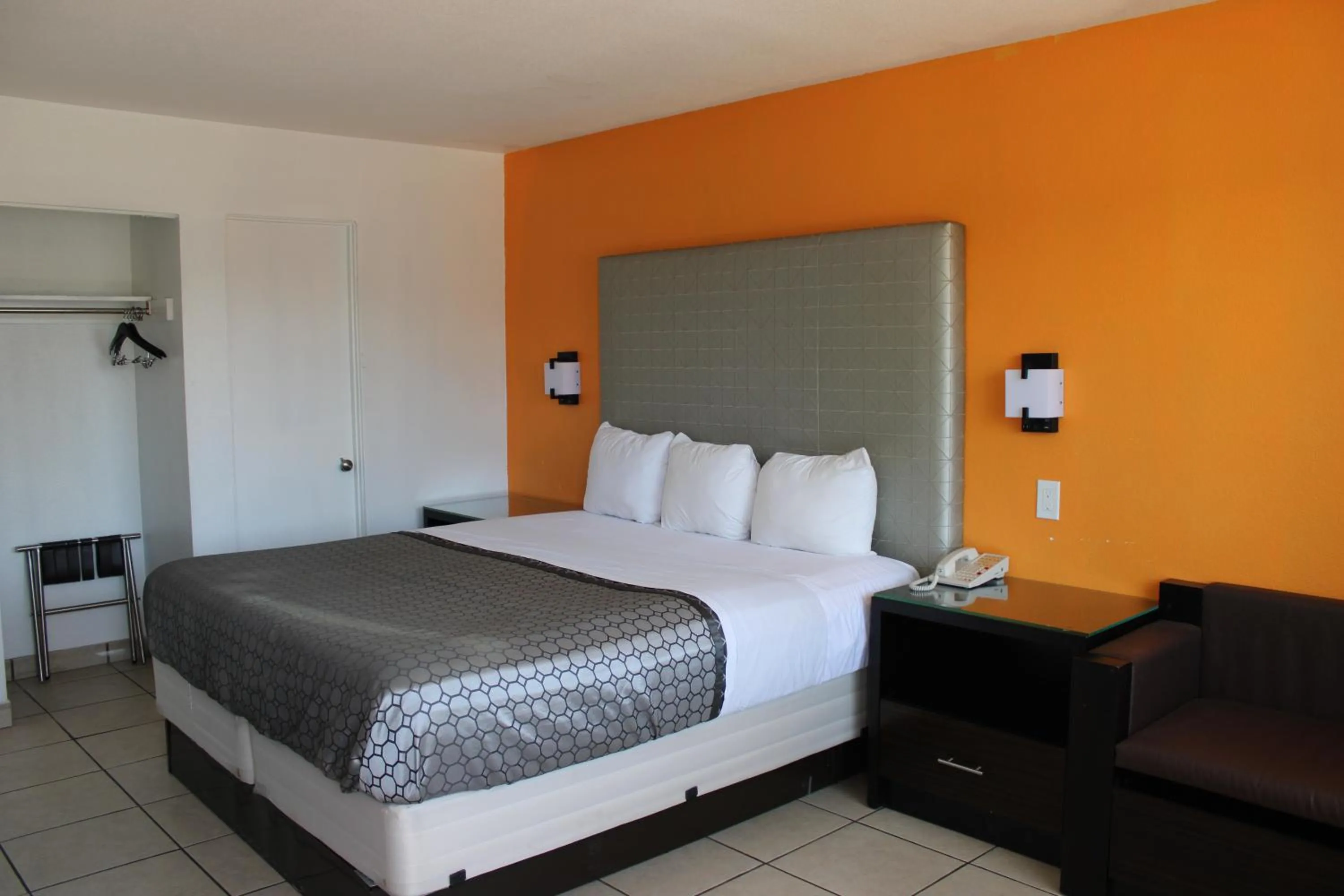 Torch Lite Lodge