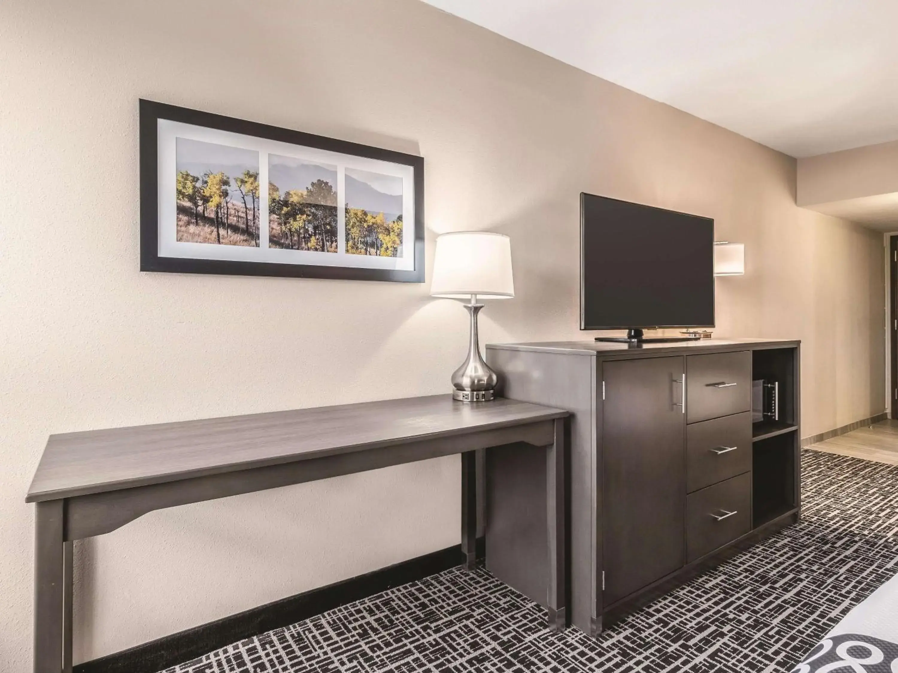 Photo of the whole room in La Quinta by Wyndham Glenwood Springs Photo of the whole room in La Quinta by Wyndham Glenwood Springs