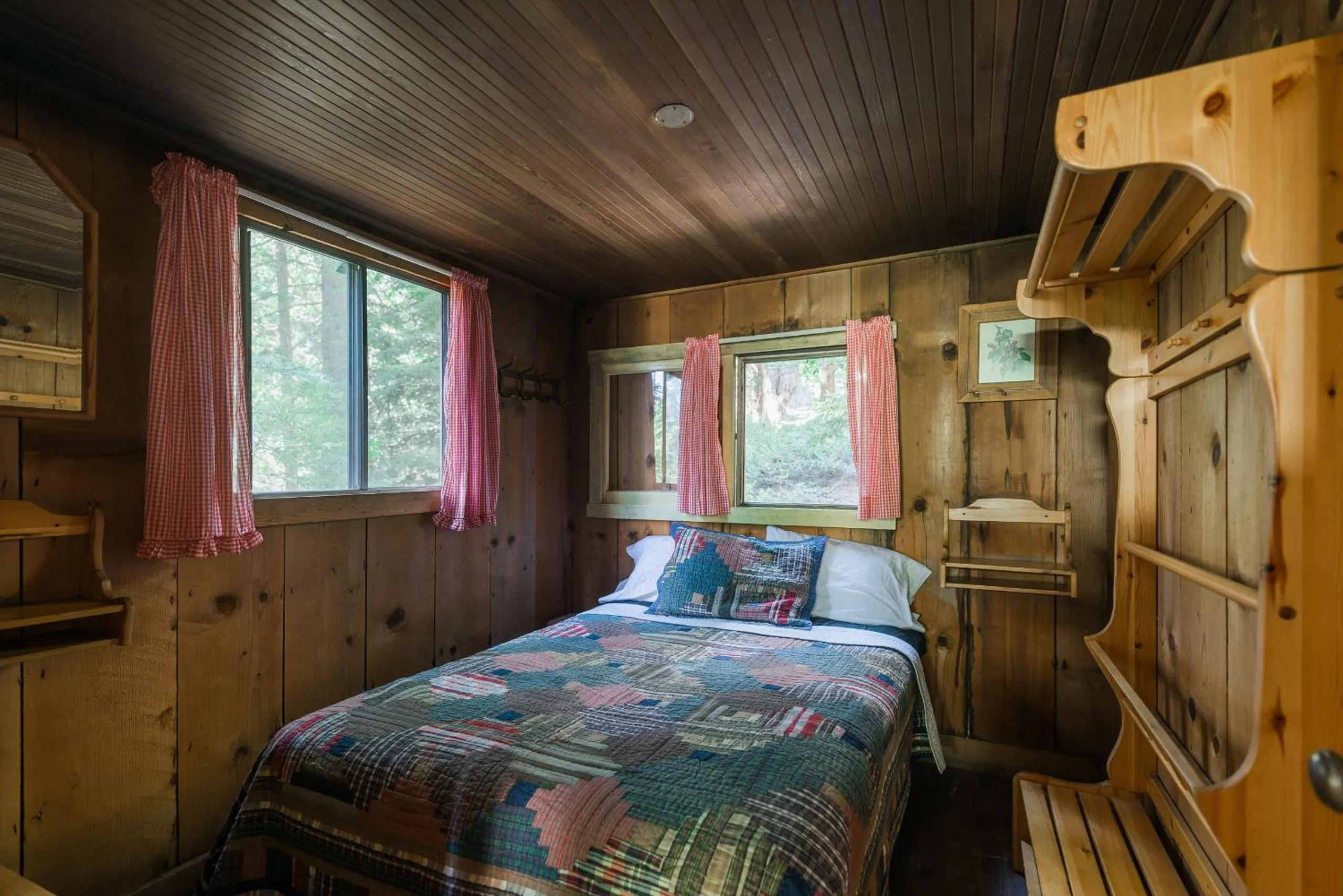 Bedroom, Bed in Silver City Mountain Resort