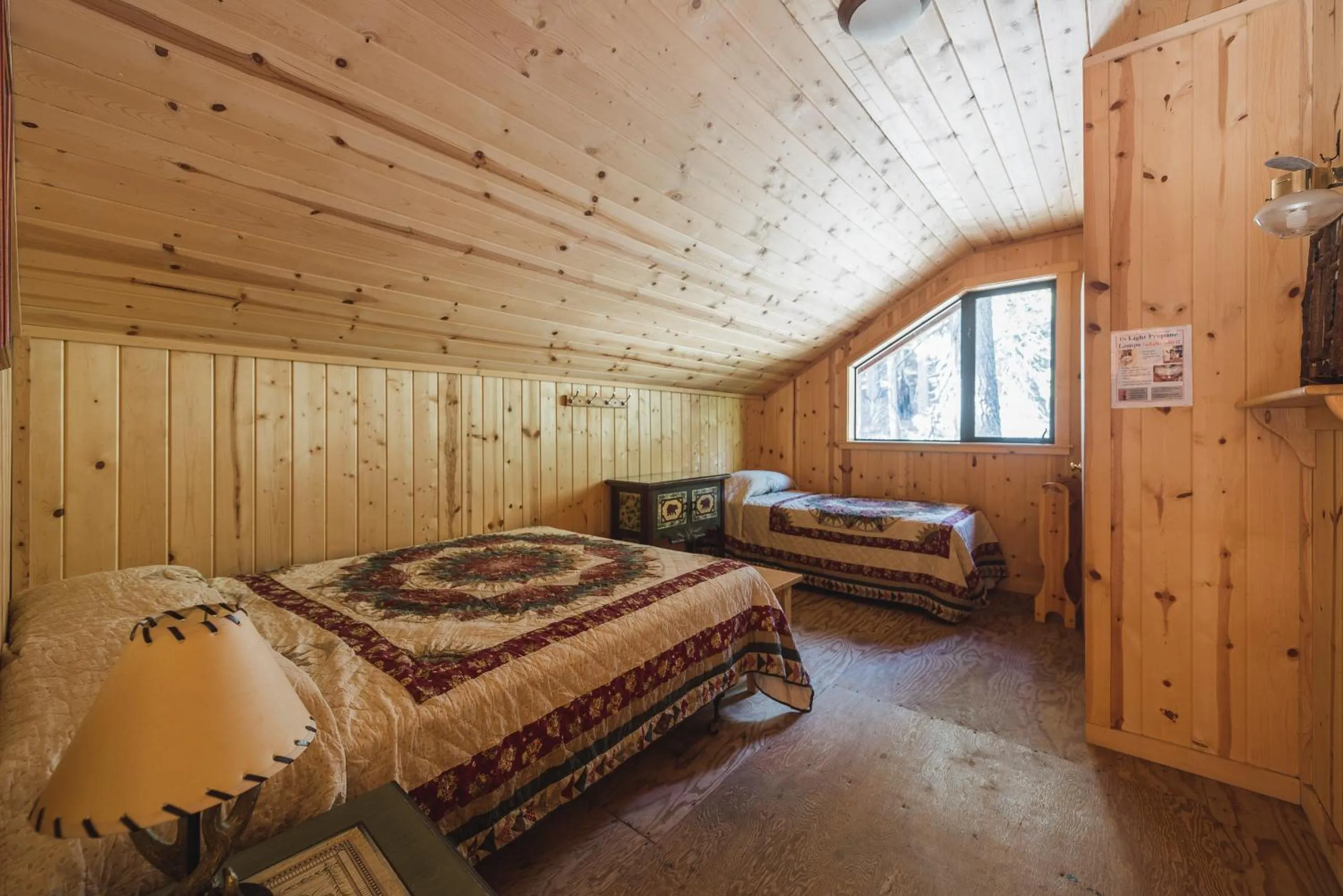Bedroom, Bed in Silver City Mountain Resort