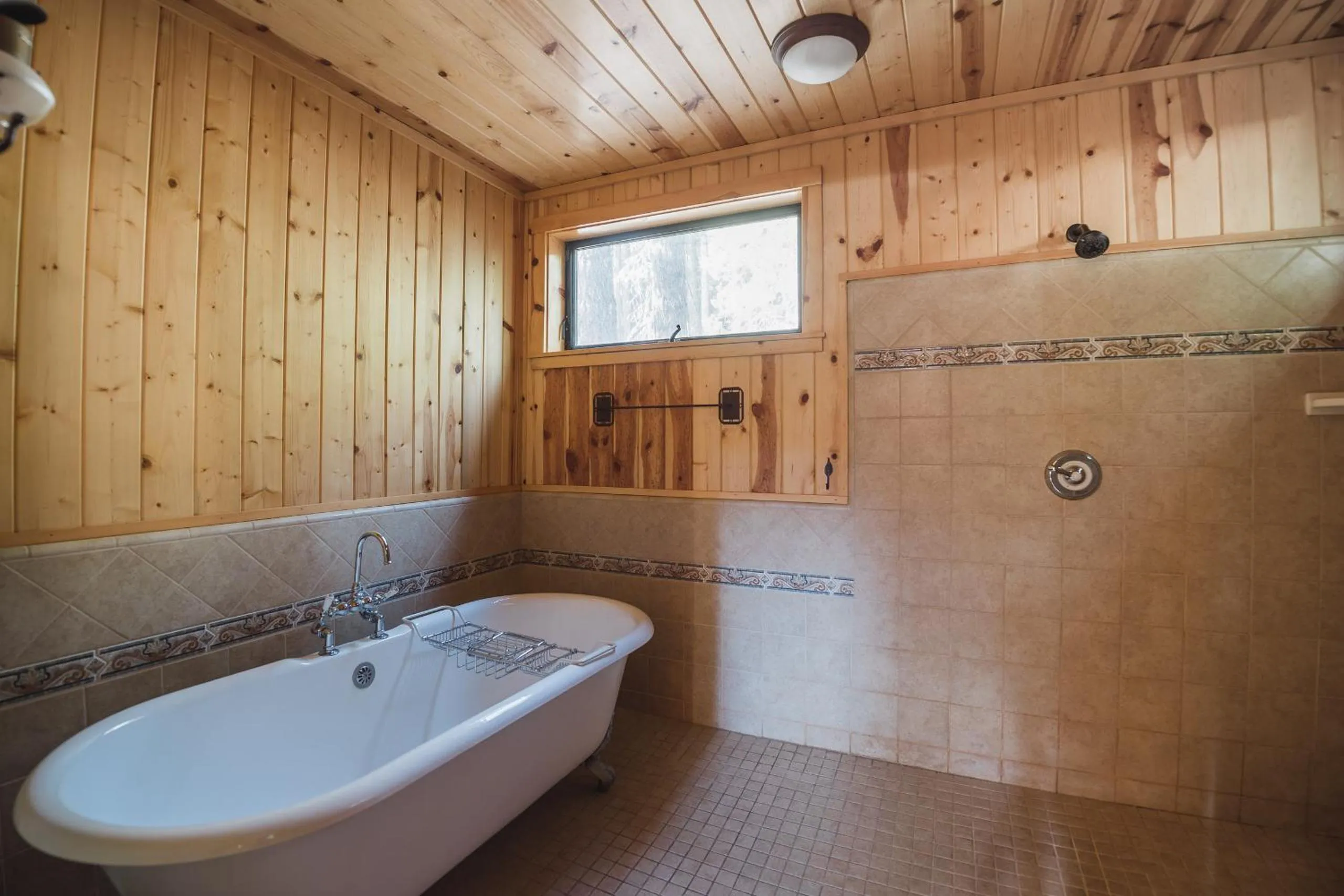 Bathroom in Silver City Mountain Resort