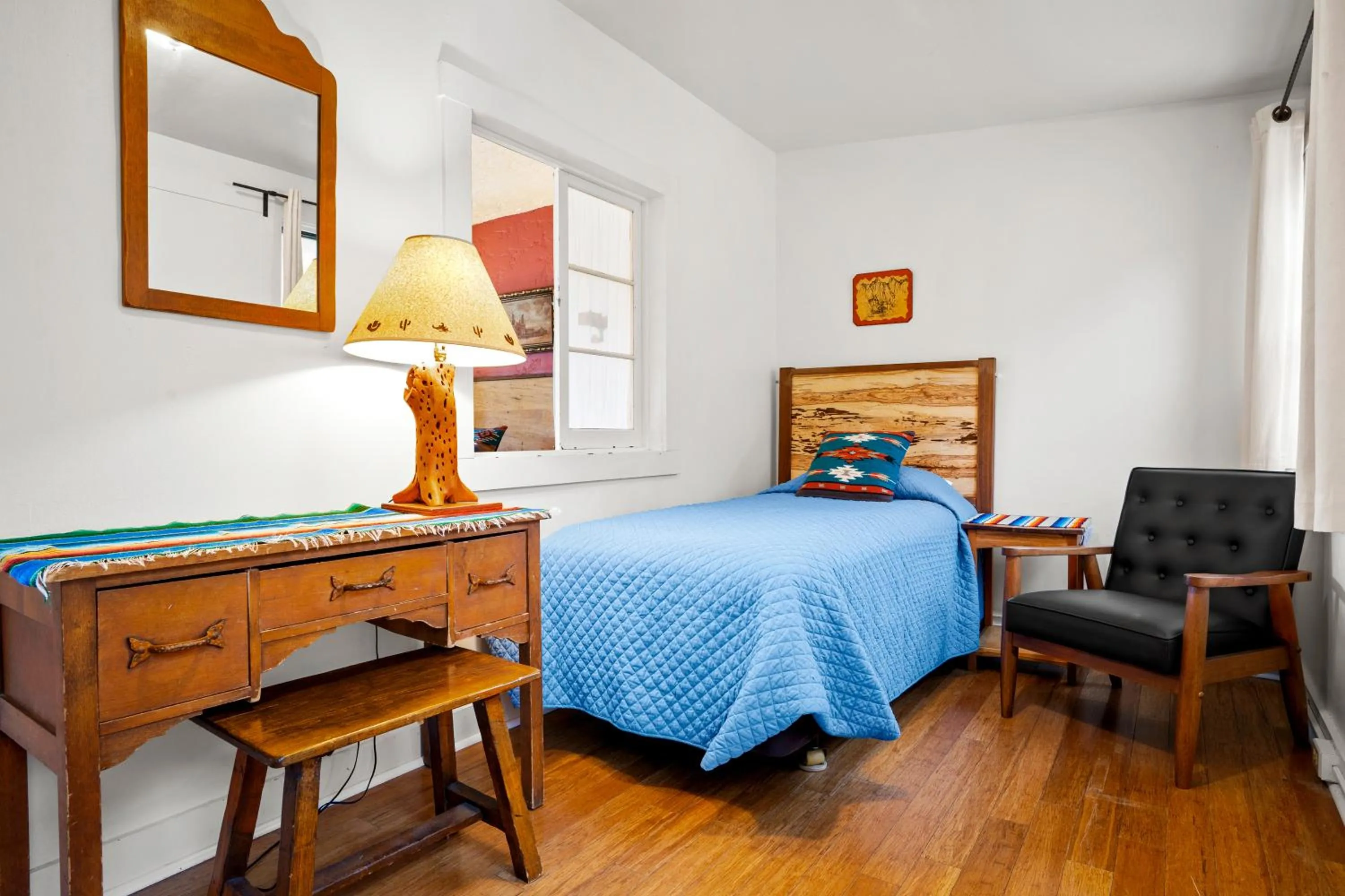 Bed in Saguaro Lake Ranch