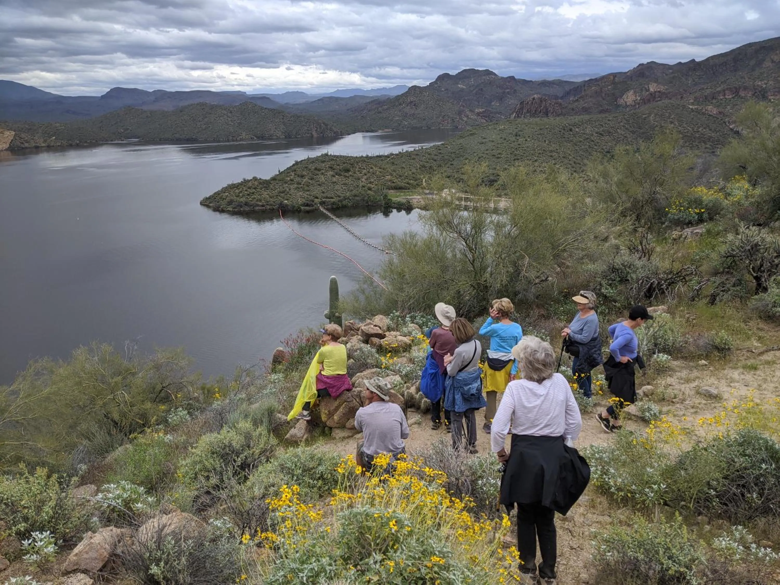 Hiking in Saguaro Lake Ranch