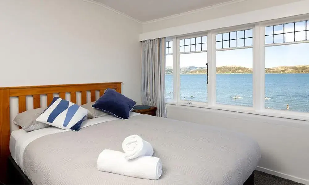 Sea view, Bed in Moana Lodge Sea view, Bed in Moana Lodge