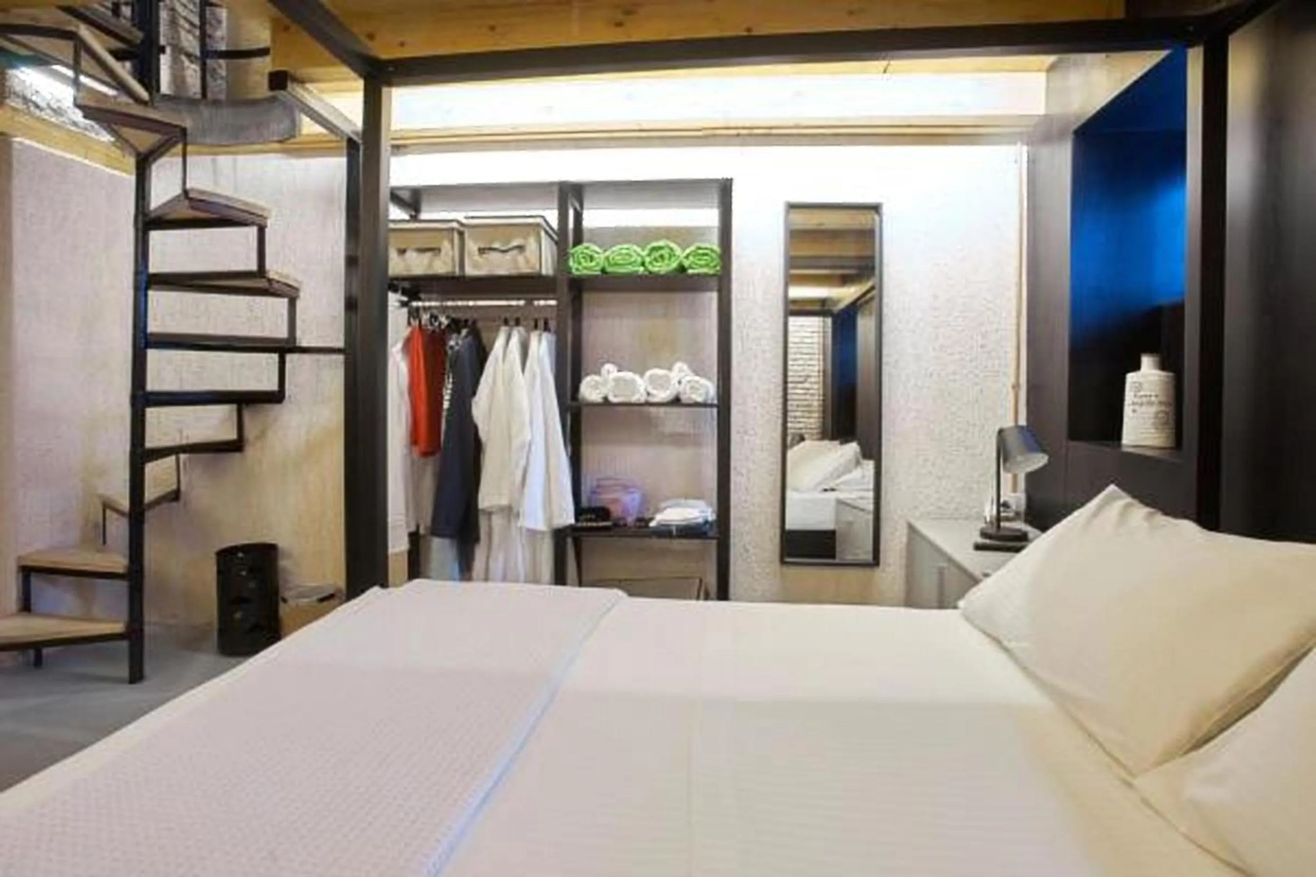 Decorative detail, Bed in Athenian Residences